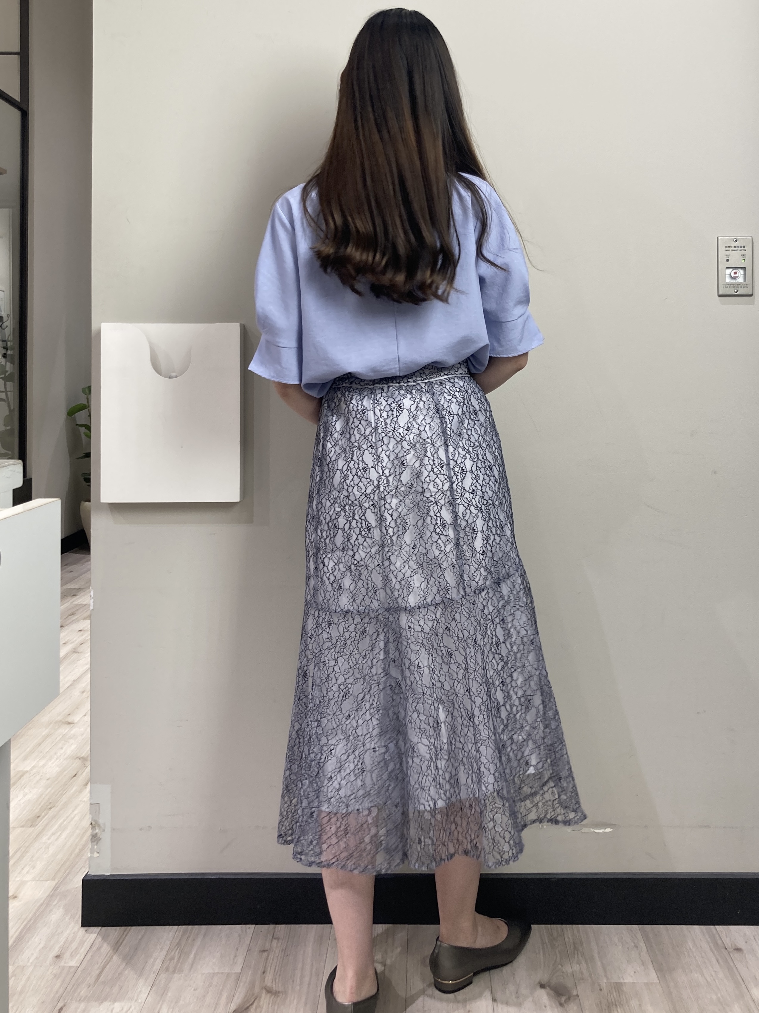 わかさんの「index｜【接触冷感／吸水速乾】タックパフスリーブブラウス《防シワ／洗濯機OK／XS～3L／8col》」を使ったコーディネート