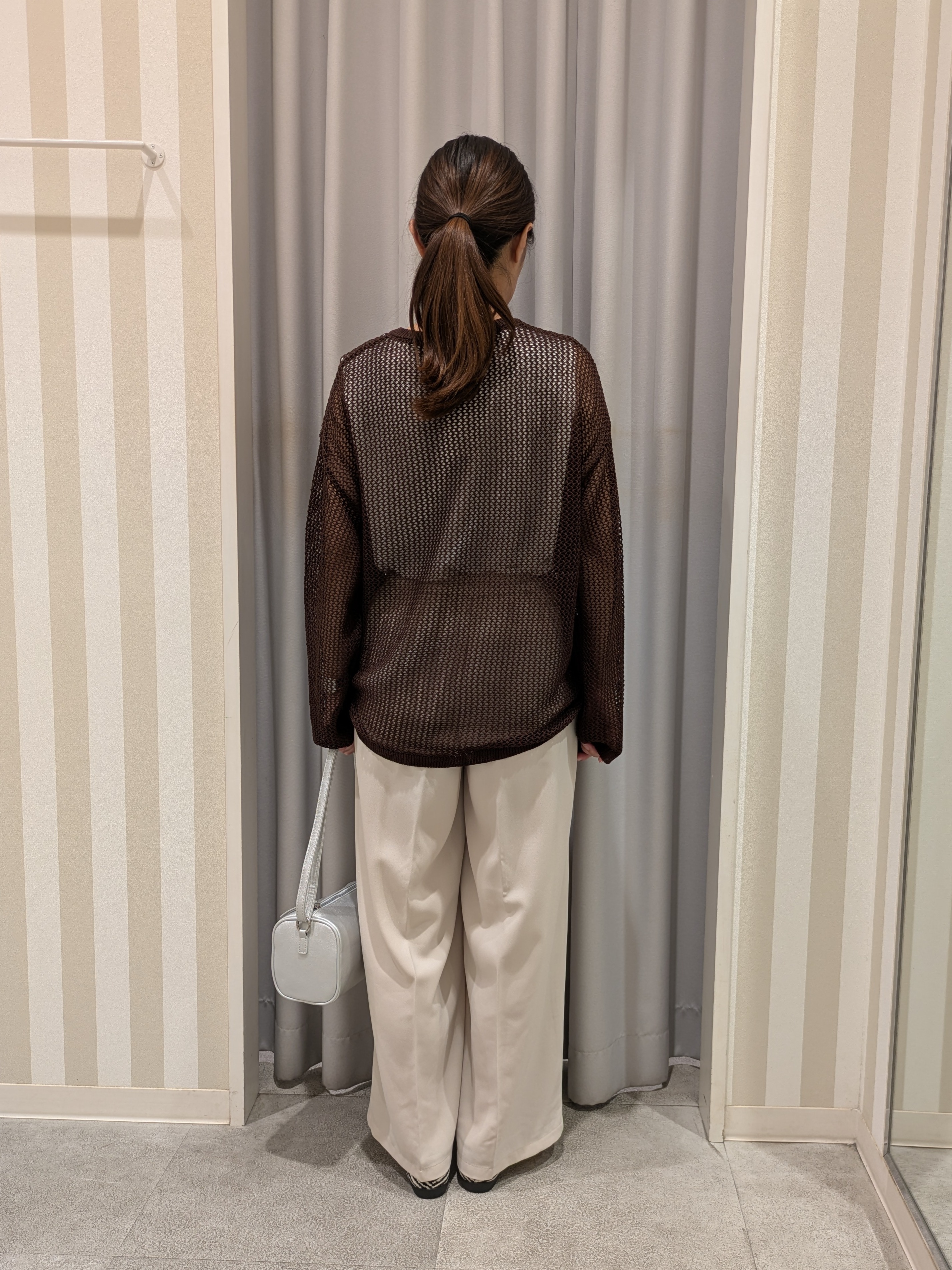 𝐂𝐡𝐢𝐢 &hearts;(ちー)さんの「SHOO･LA･RUE｜【2点セット/洗濯機可/S-LL】ヘンリーネックメッシュニット+タンクトップセット」を使ったコーディネート