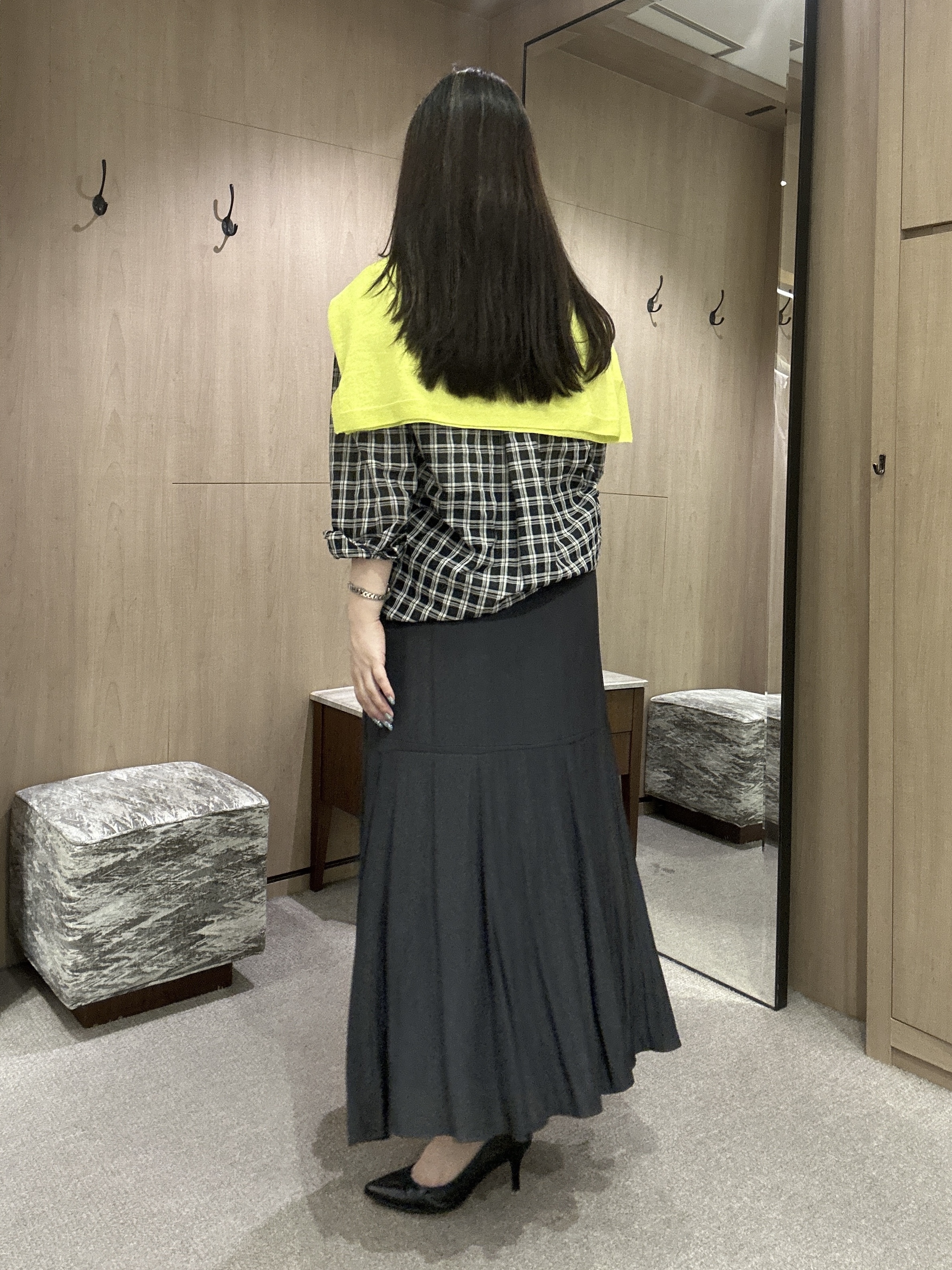 YURIさんの「UNTITLED｜シアーチェックシャツブラウス」を使ったコーディネート