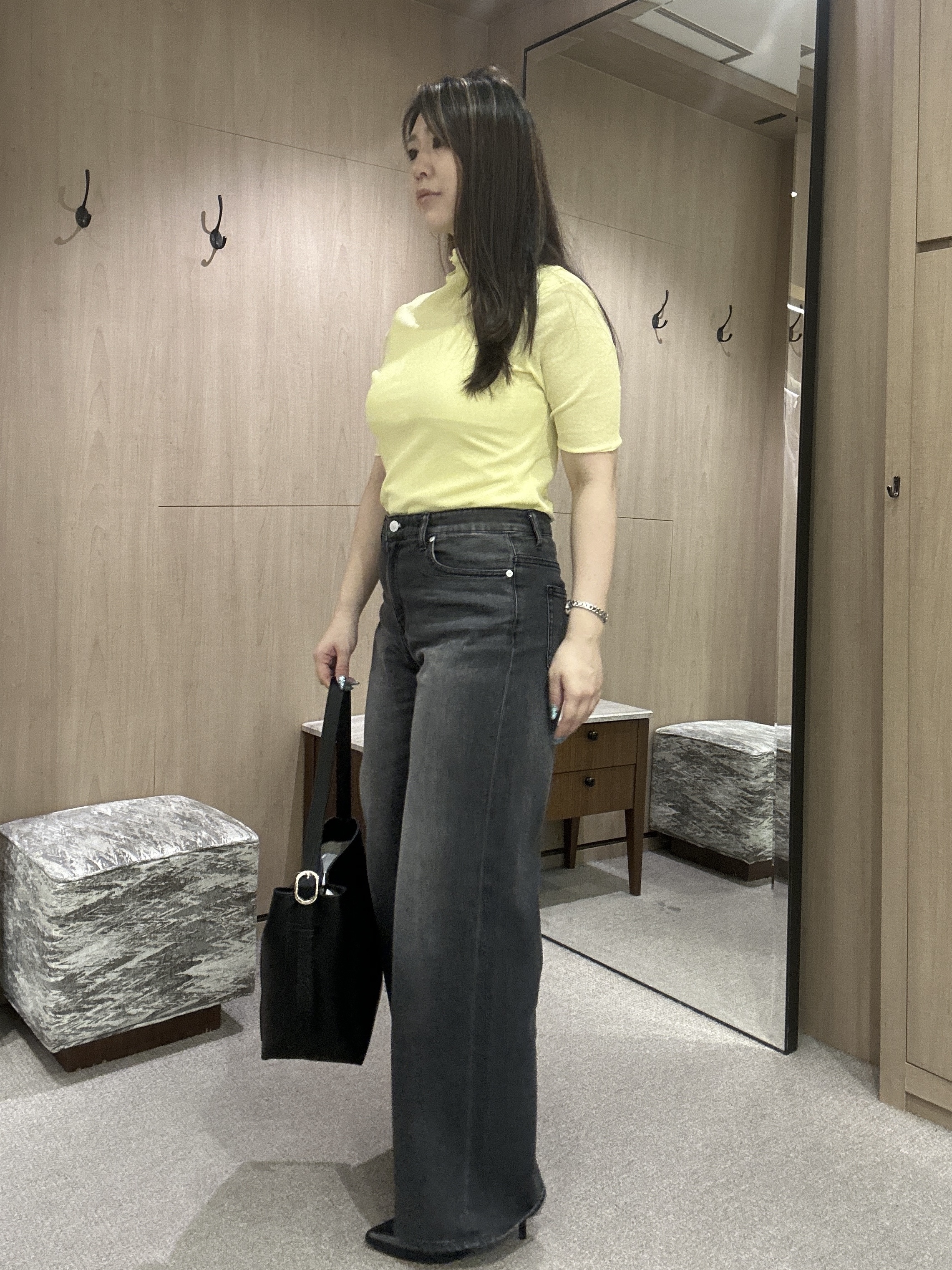 YURIさんの「UNTITLED｜シアーテレコハイネックトップス」を使ったコーディネート
