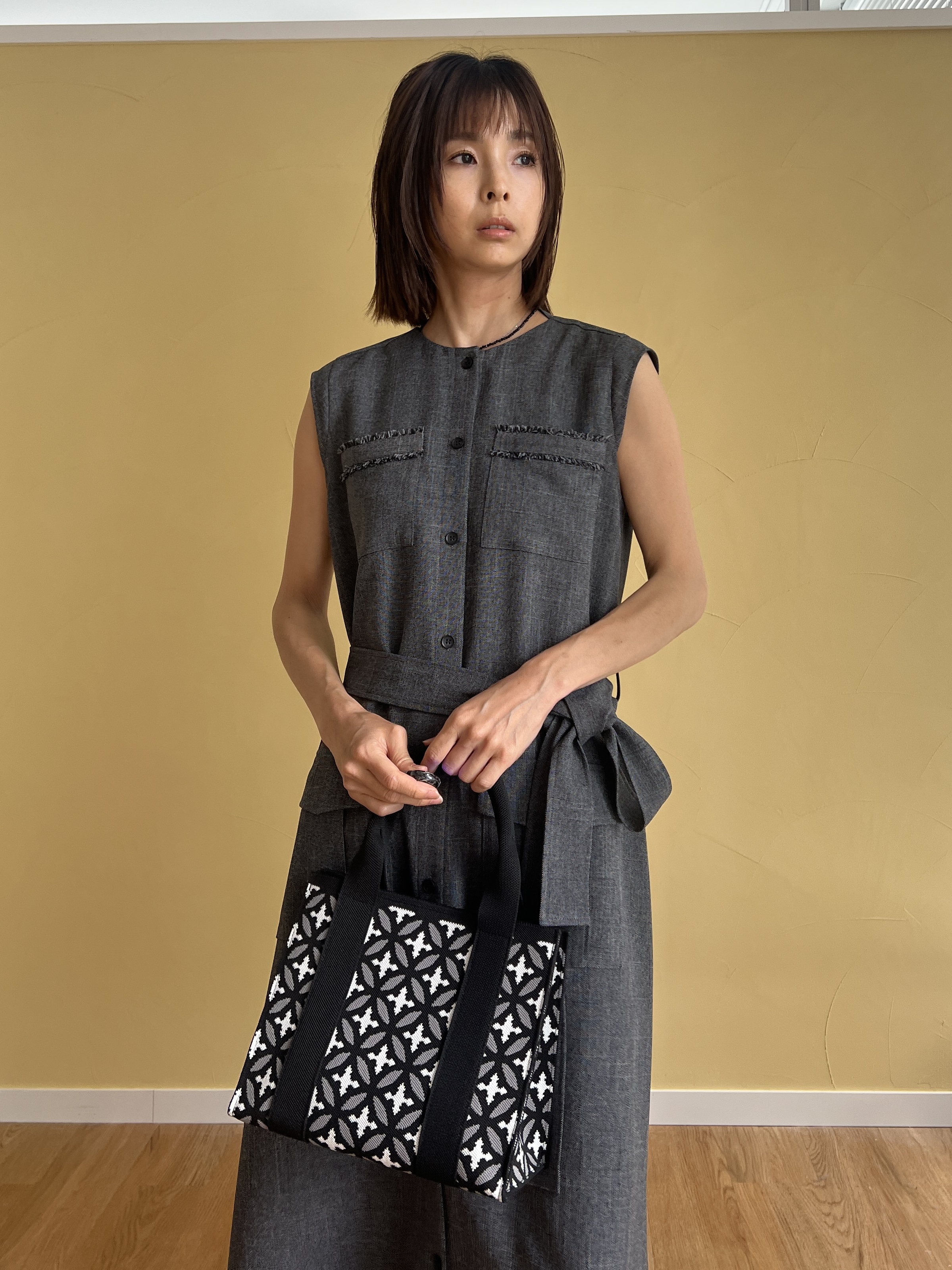 misaさんの「DRESSTERIOR｜ウォッシャブルツイードライクワンピース」を使ったコーディネート