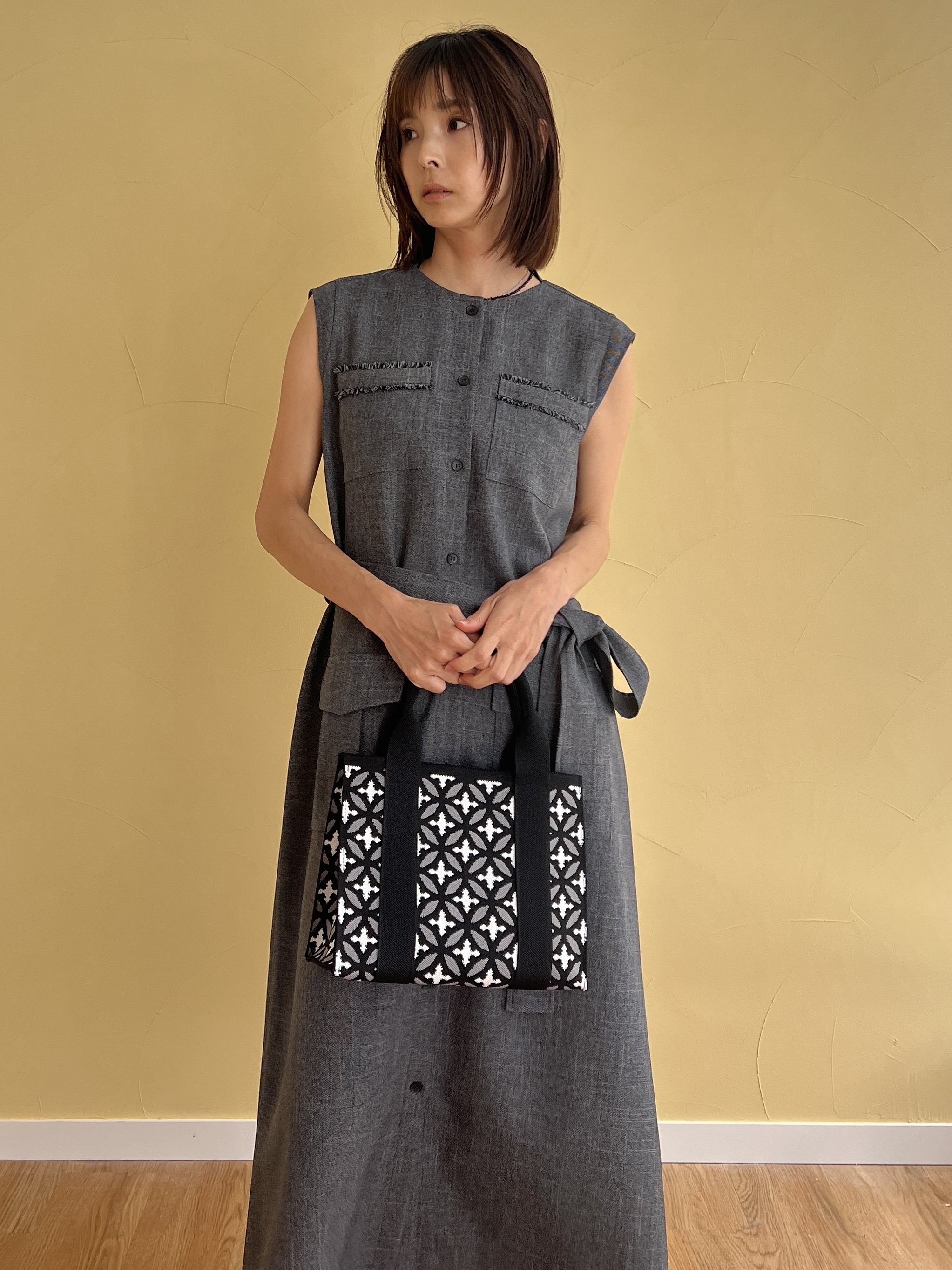 misaさんの「DRESSTERIOR｜ウォッシャブルツイードライクワンピース」を使ったコーディネート