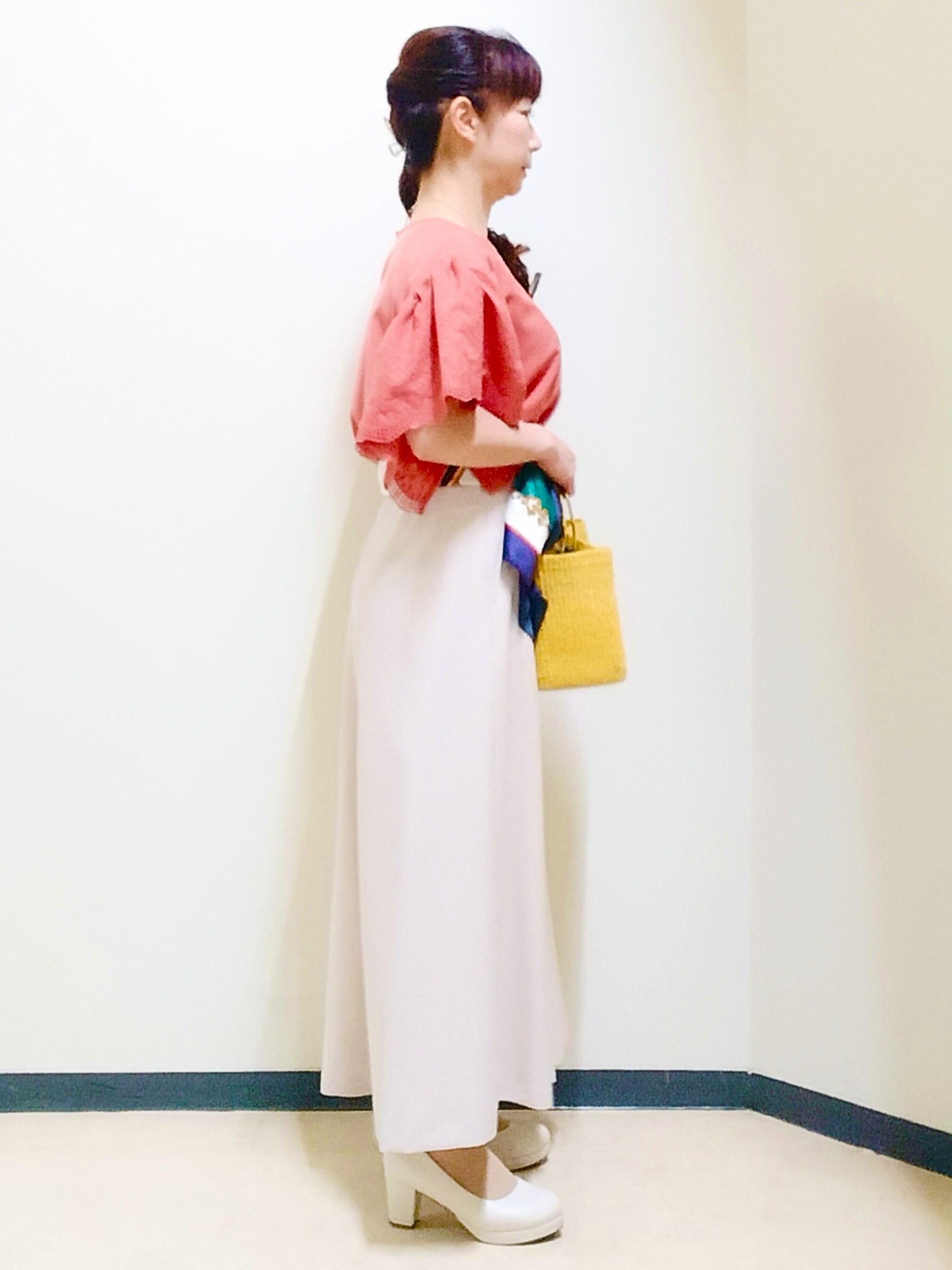 花さんの「Reflect｜【通勤◎】スカラップレーススリーブ ブラウス」を使ったコーディネート