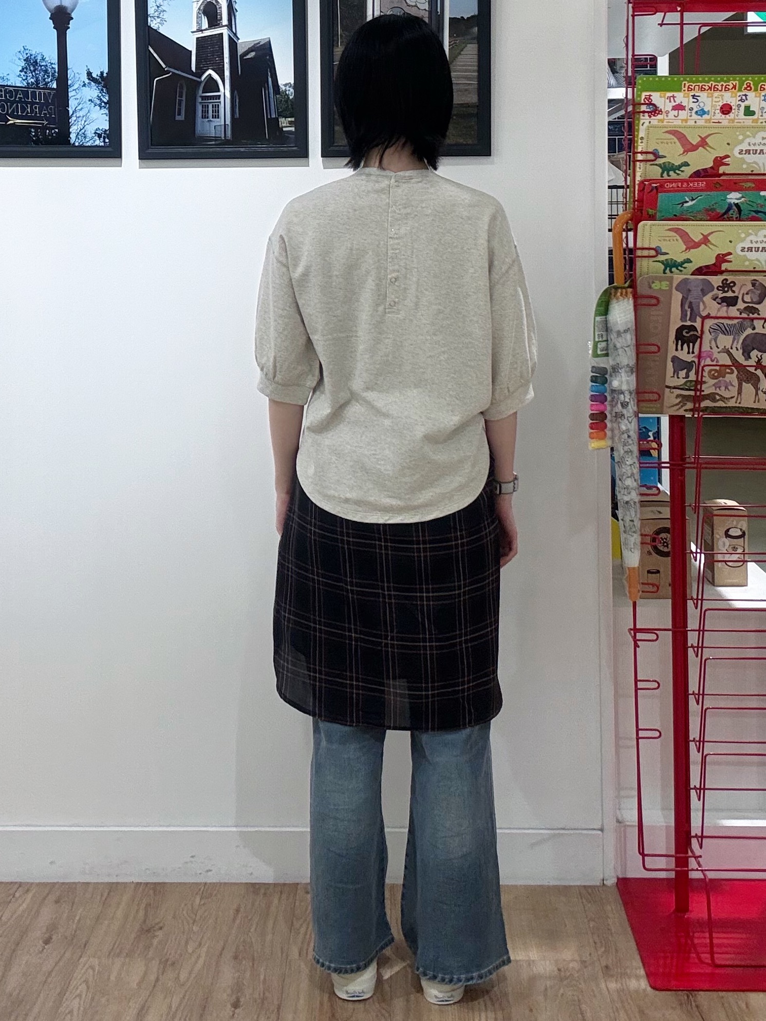 三浦りおんさんの「Dessin｜バックヘンリーカットソー5分袖」を使ったコーディネート