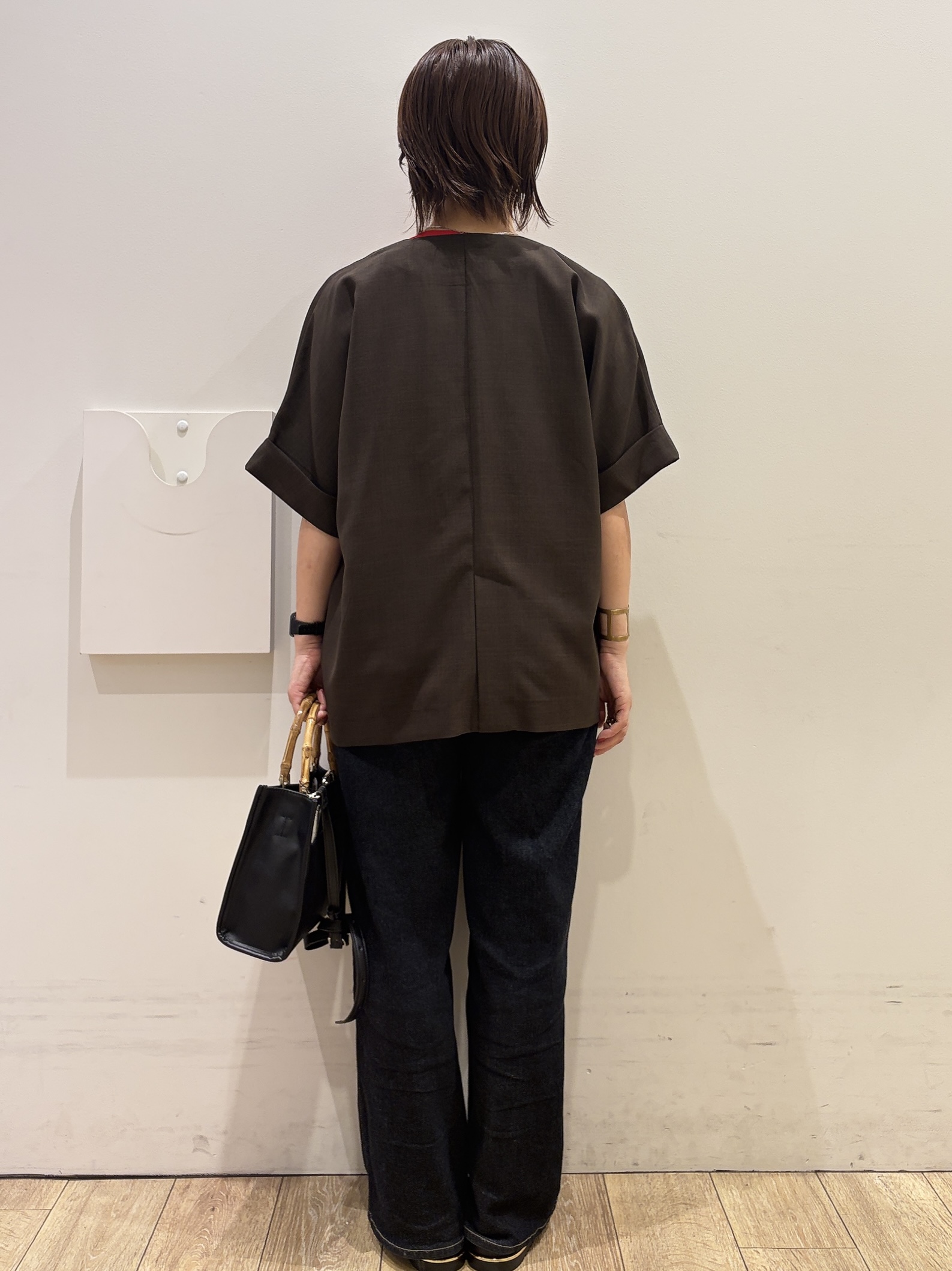 YUKOさんの「index｜【接触冷感／UV】フリルフレンチスリーブニット《洗濯機OK》」を使ったコーディネート