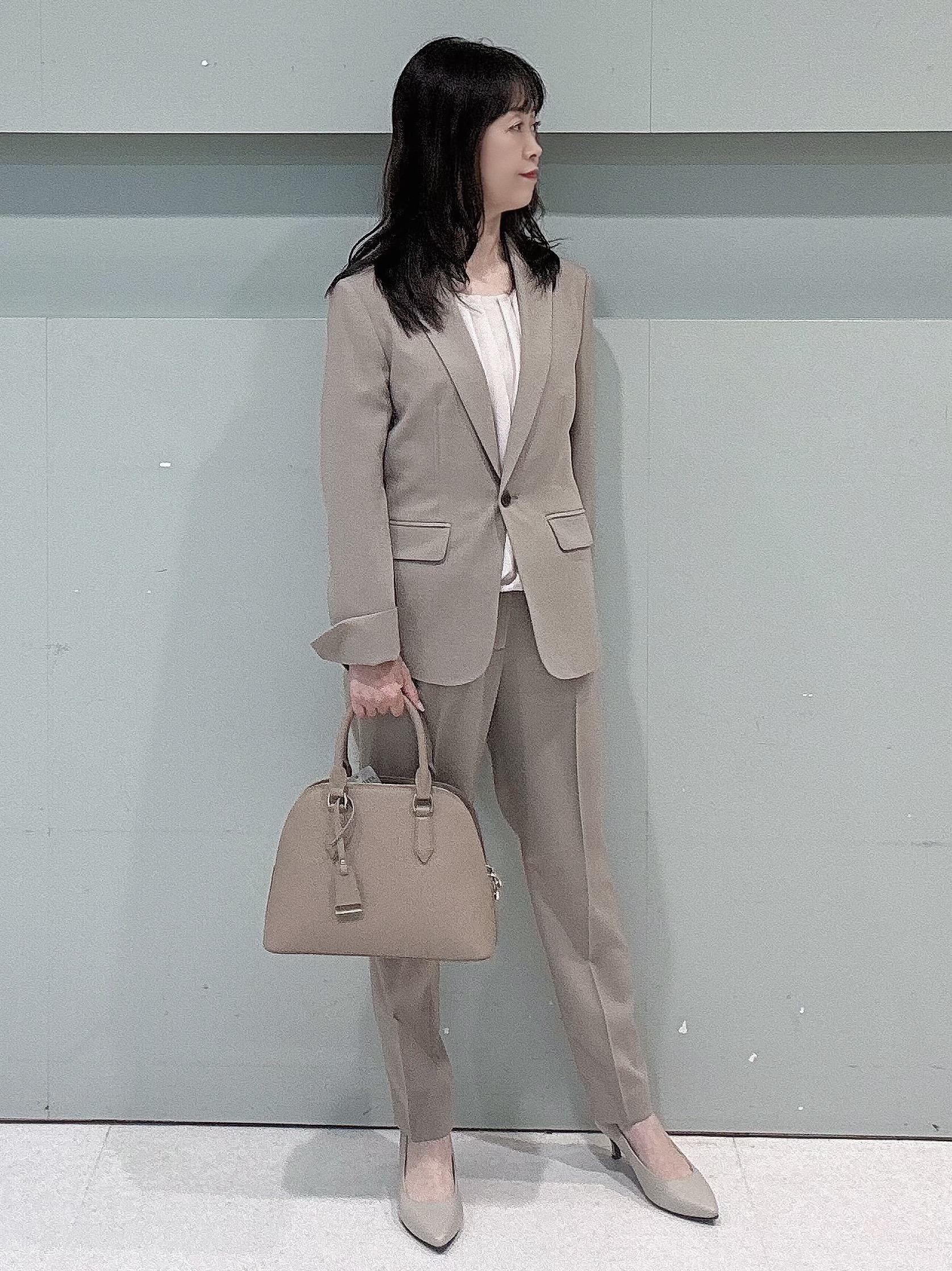 makiさんの「UNTITLED｜【セットアップ可/UV/接触冷感】エアリーテーラードジャケット」を使ったコーディネート