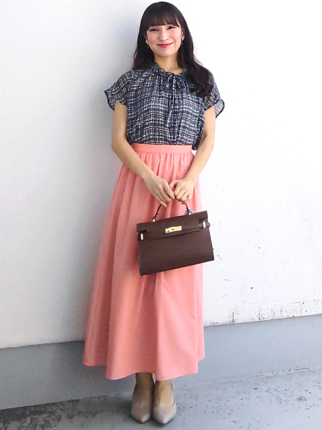 keinaさんの「SunaUna｜チェック柄フリルブラウス」を使ったコーディネート