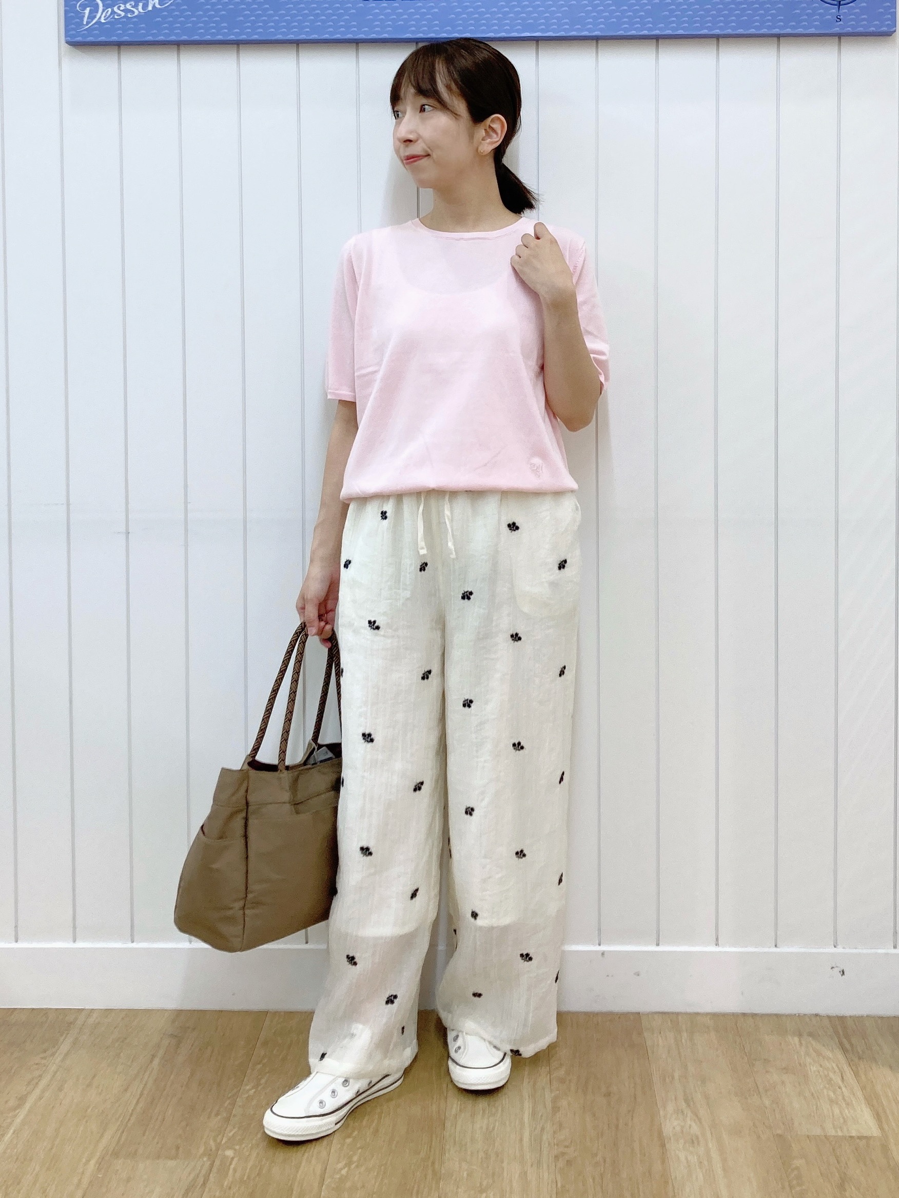 yoshiさんの「Dessin｜【9色展開/接触冷感/UVカット】ドライタッチサマーニットT」を使ったコーディネート