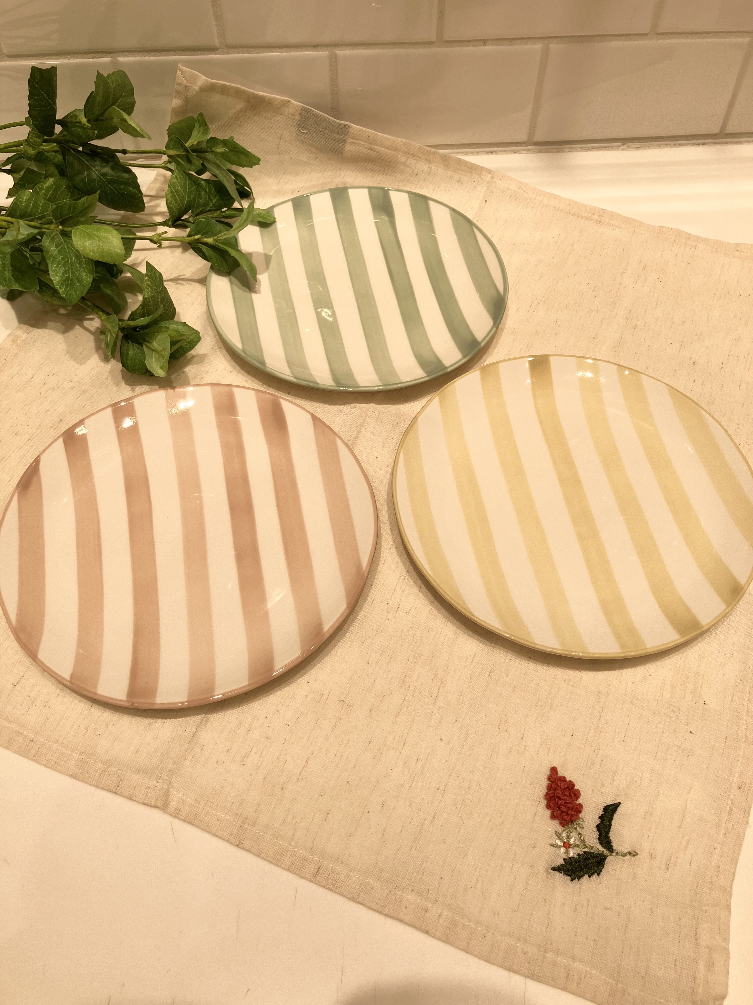 たまさんの「212 KITCHEN STORE｜ストライプ オーバルプレート PK」を使ったコーディネート