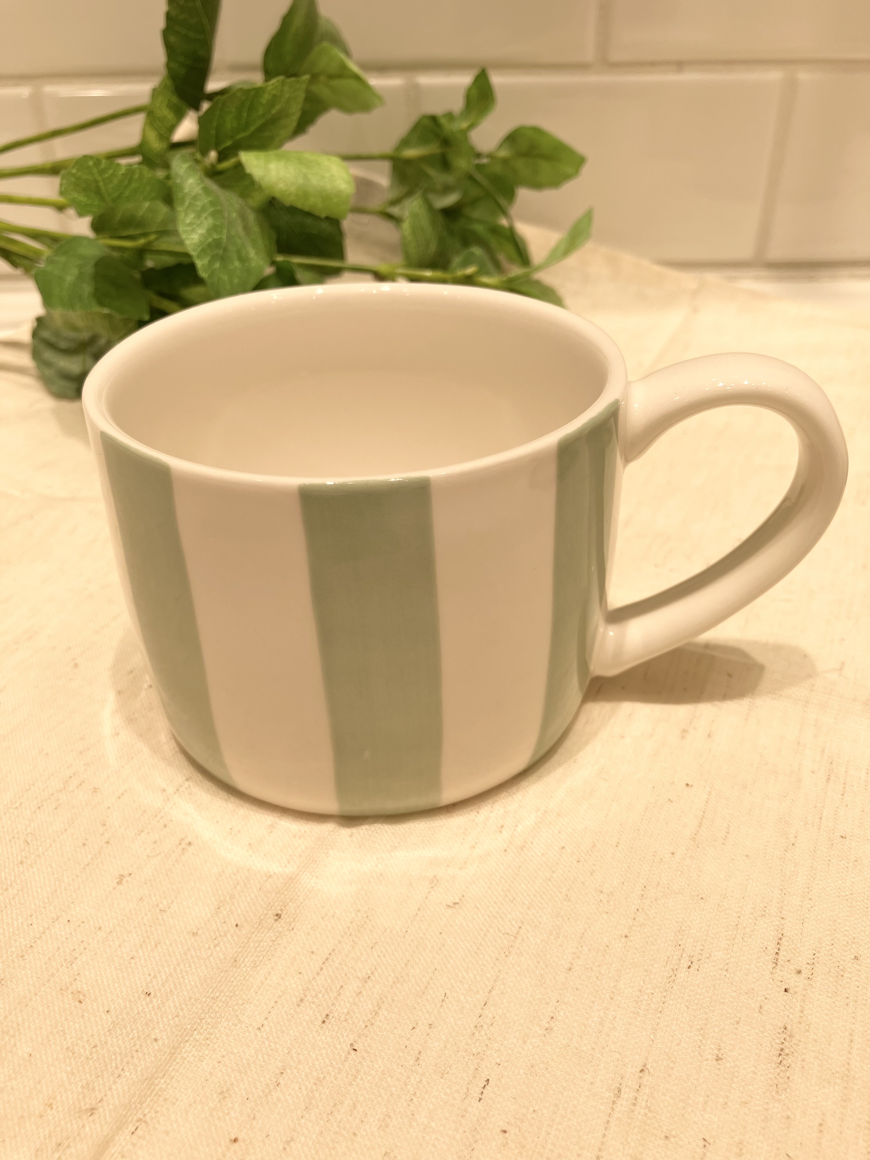 たまさんの「212 KITCHEN STORE｜ストライプ オーバルプレート PK」を使ったコーディネート