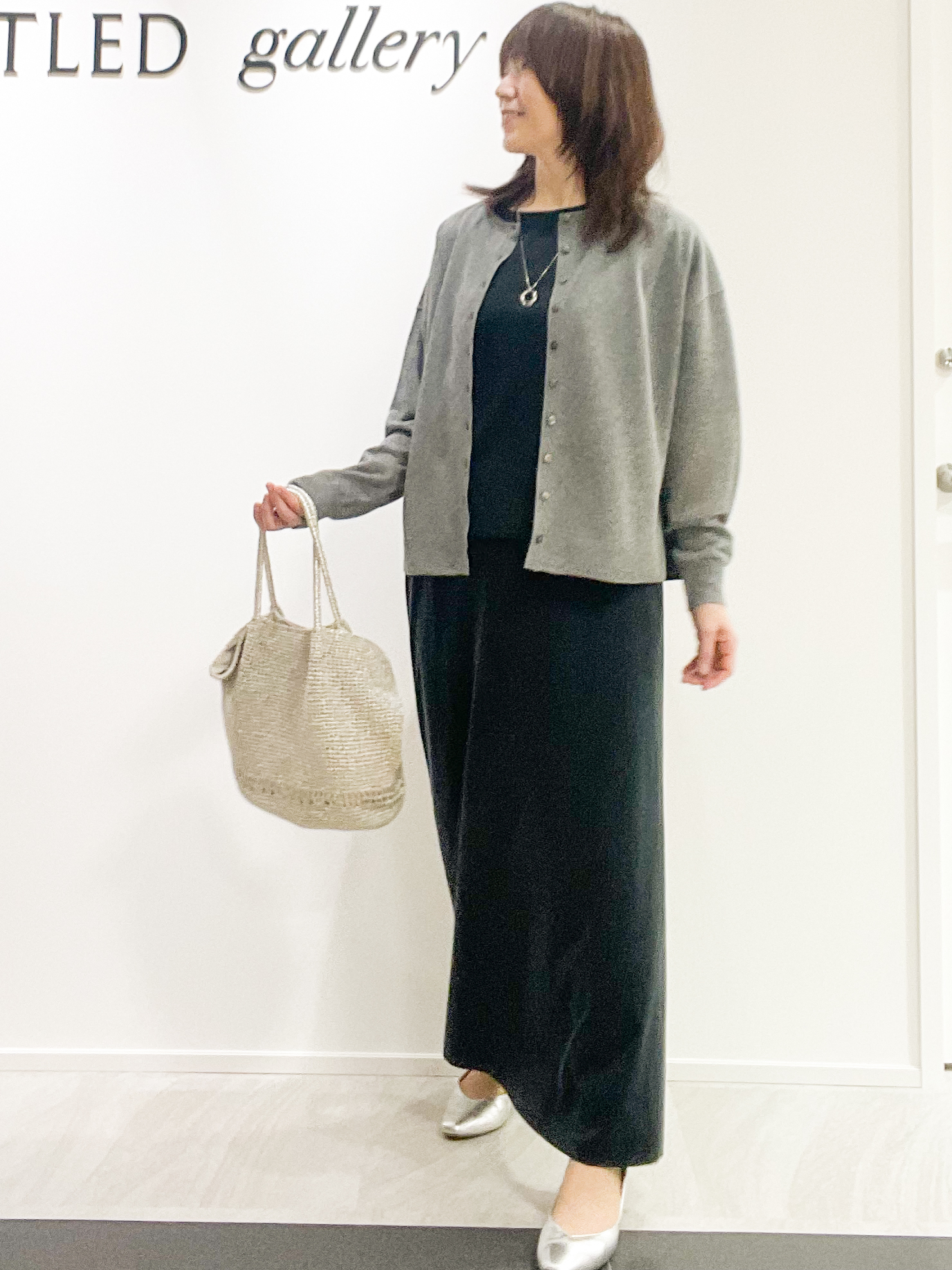 めいさんの「UNTITLED｜【セットアップ可/接触冷感】ヴィンテージライクドルマンカットソー」を使ったコーディネート