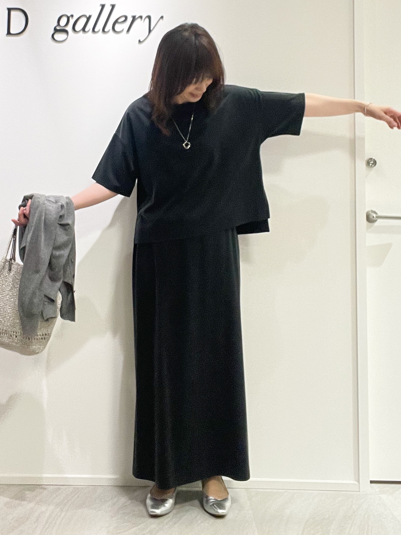 めいさんの「UNTITLED｜【セットアップ可/接触冷感】ヴィンテージライクドルマンカットソー」を使ったコーディネート