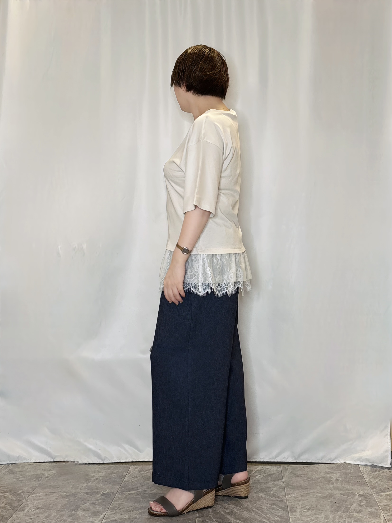 たみさんの「SHOO･LA･RUE｜【ひんやり/UV/抗菌防臭/S-LL】1枚でサマ見え 裾レースTシャツ」を使ったコーディネート