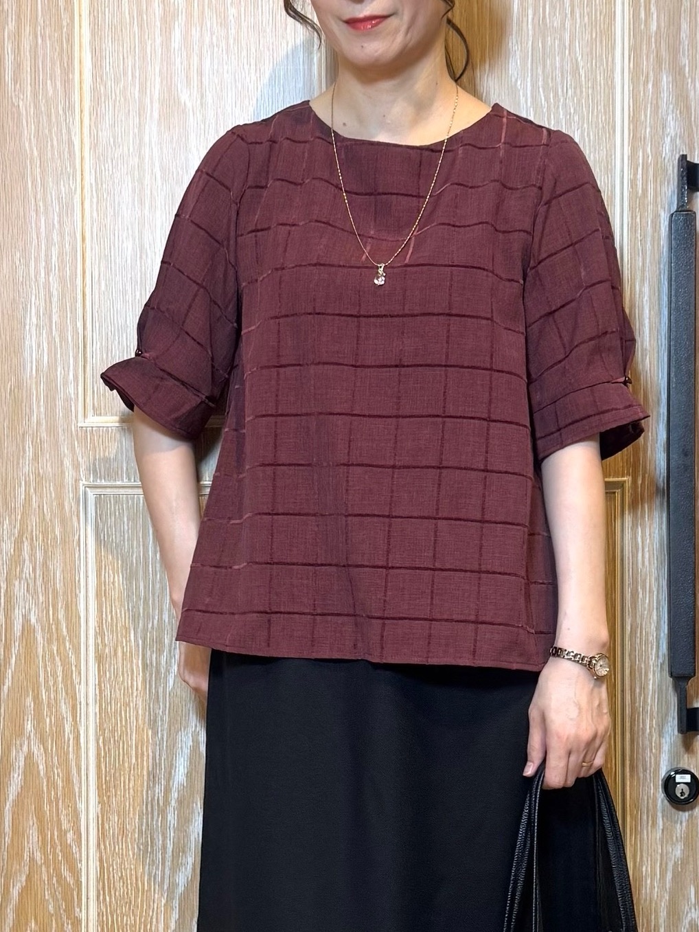 KAORIさんの「SHOO･LA･RUE｜【セットアップ可/S-LL】モールチェックで上品に タックスリーブ ブラウス」を使ったコーディネート