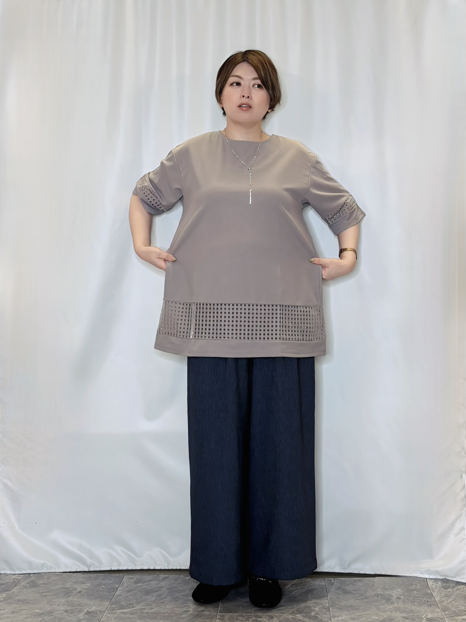 たみさんの「SHOO･LA･RUE｜【S-LL/洗濯機可】金ボタンが上品 デニム調マリンパンツ」を使ったコーディネート