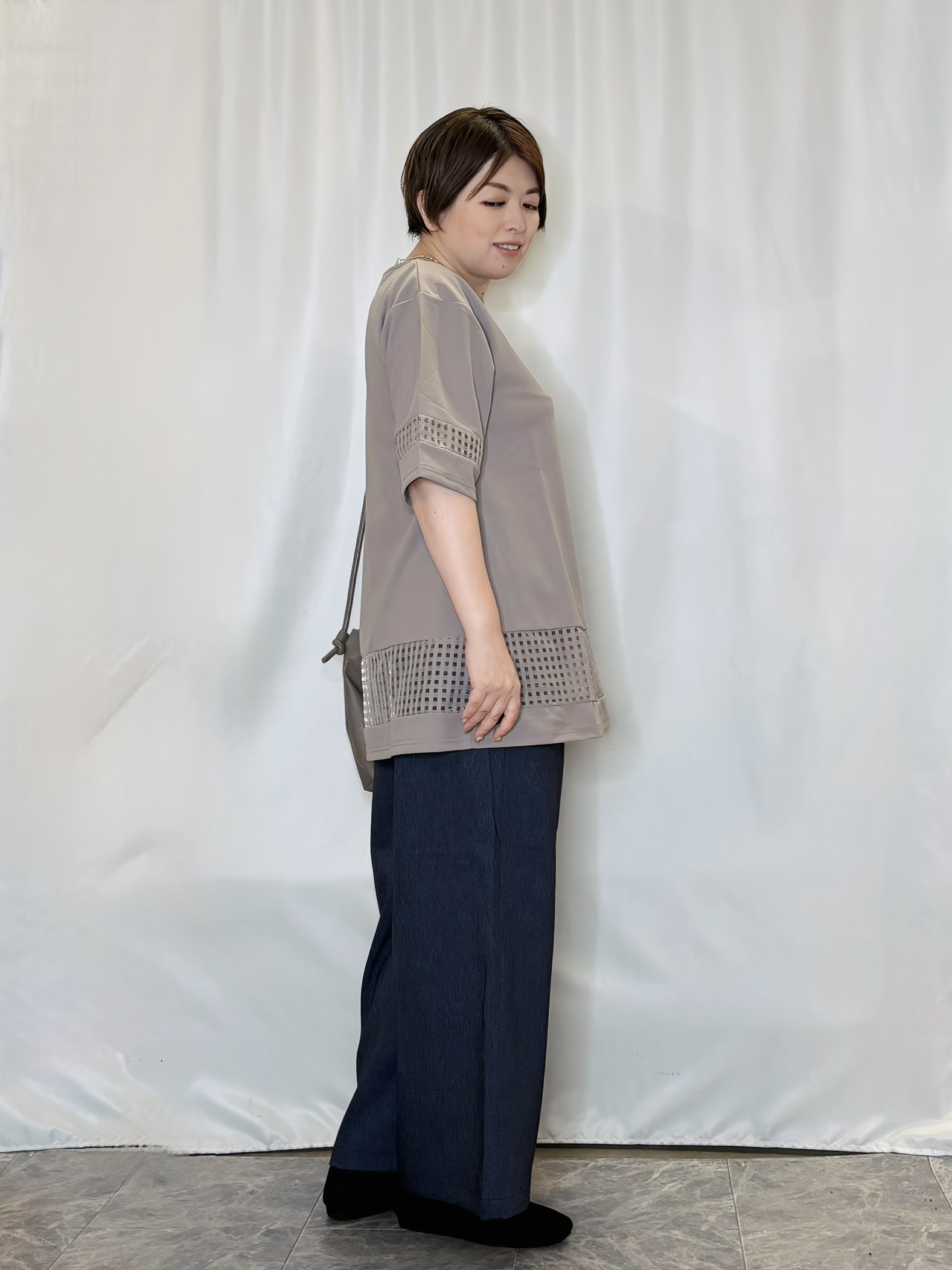 たみさんの「SHOO･LA･RUE｜【S-LL/洗濯機可】金ボタンが上品 デニム調マリンパンツ」を使ったコーディネート