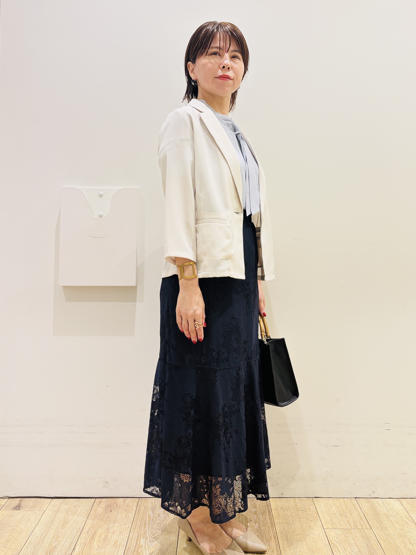 YUKOさんの「index｜【接触冷感／防シワ】ひんやり7分袖テーラードジャケット《洗濯機OK》」を使ったコーディネート