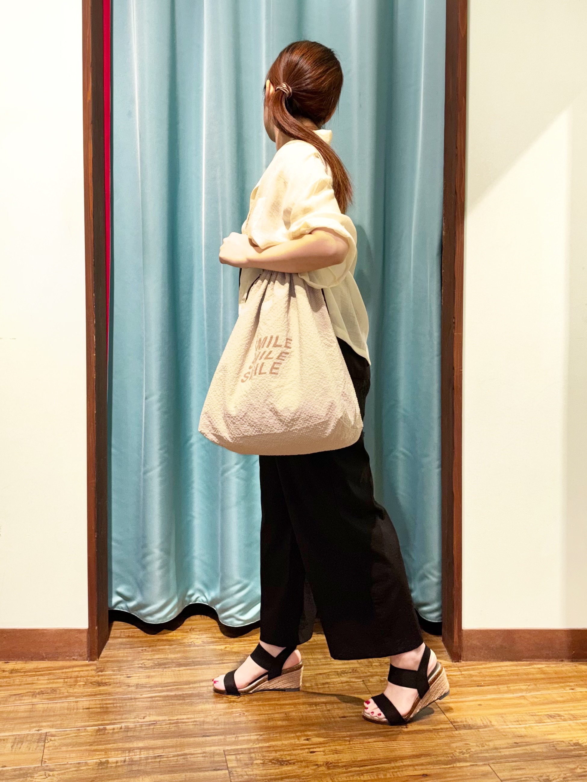 tukiさんの「SHOO･LA･RUE｜【S-LL/洗濯機可】抜け感たっぷり 程よい透け感のポケット付きシャツ」を使ったコーディネート