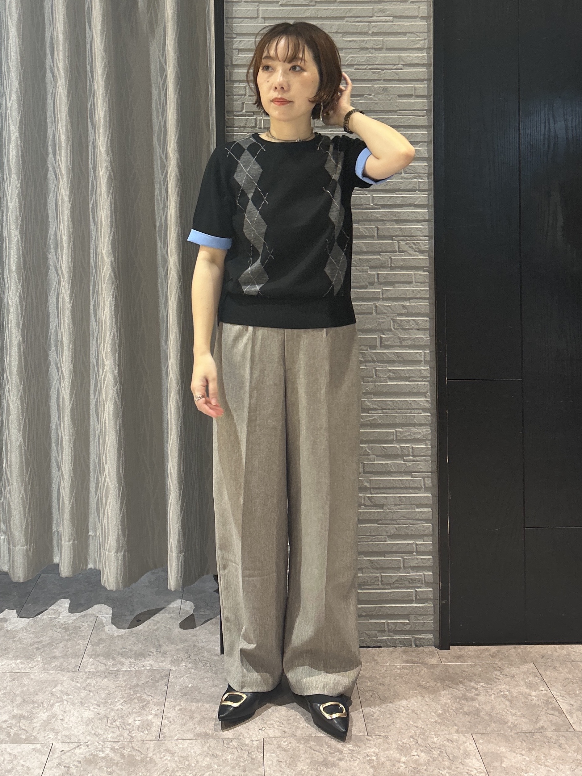 ga_riさんの「THE SHOP TK｜【静電防止】セミワイドパンツ」を使ったコーディネート