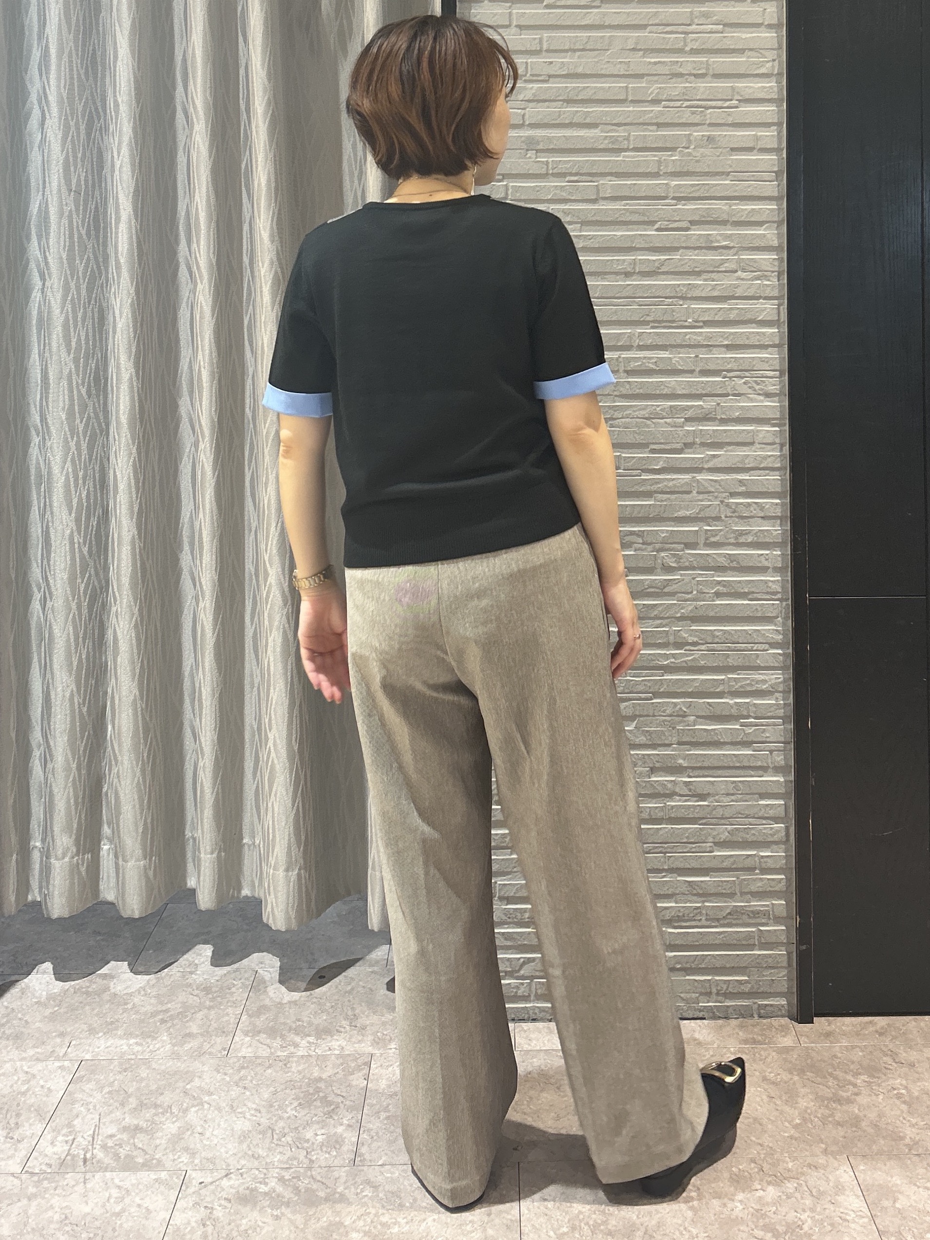 ga_riさんの「THE SHOP TK｜【静電防止】セミワイドパンツ」を使ったコーディネート