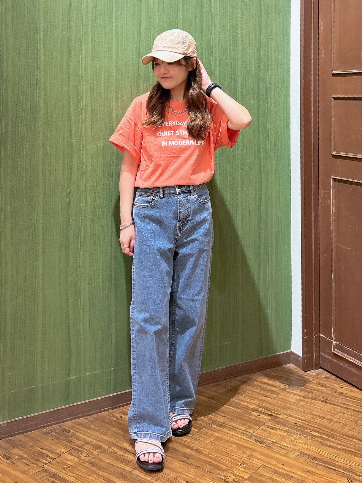 かおりさんの「SHOO･LA･RUE｜【通気性〇/セットアップ可/洗濯機可】メッシュドルマン ジップブルゾン」を使ったコーディネート