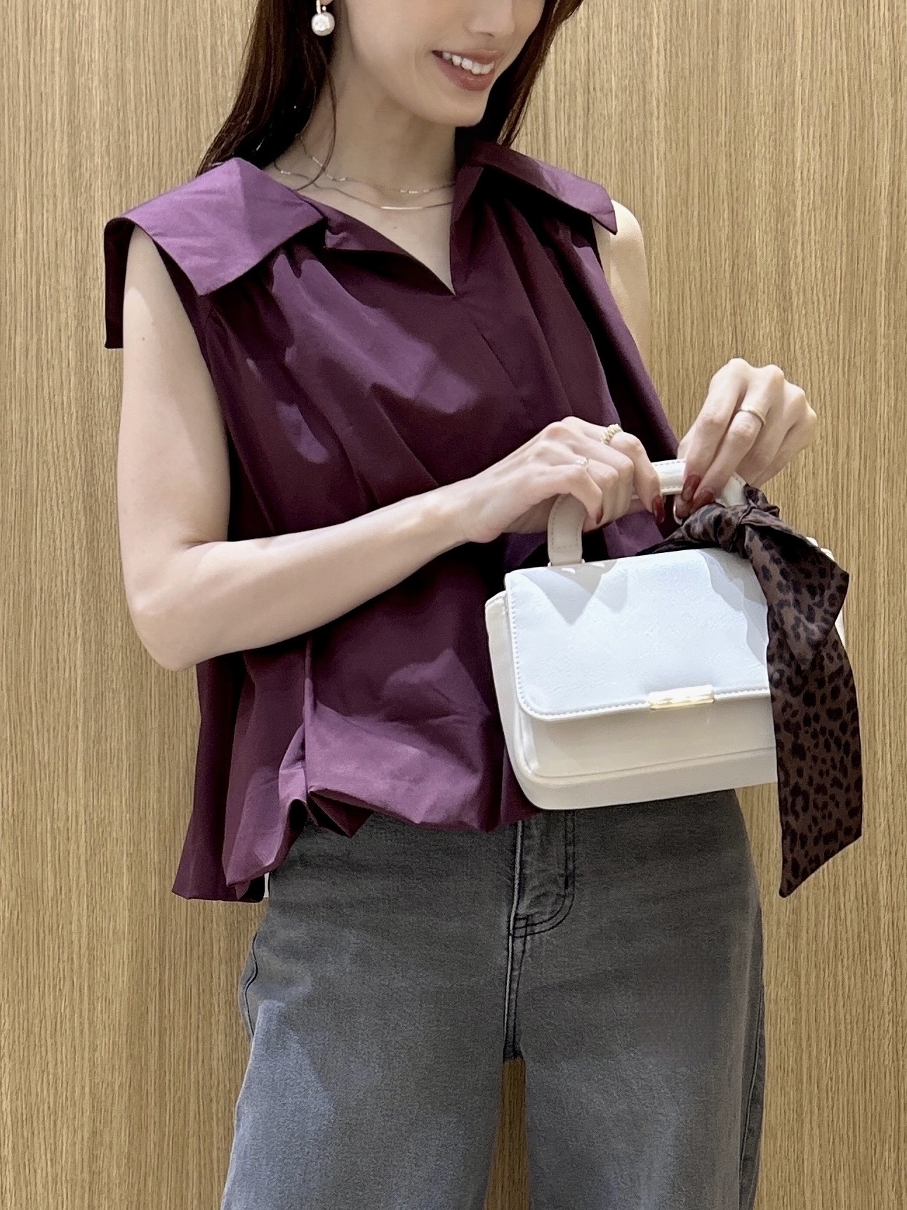 maiさんの「OPAQUE.CLIP｜裾バルーンブラウス【洗濯機OK】」を使ったコーディネート