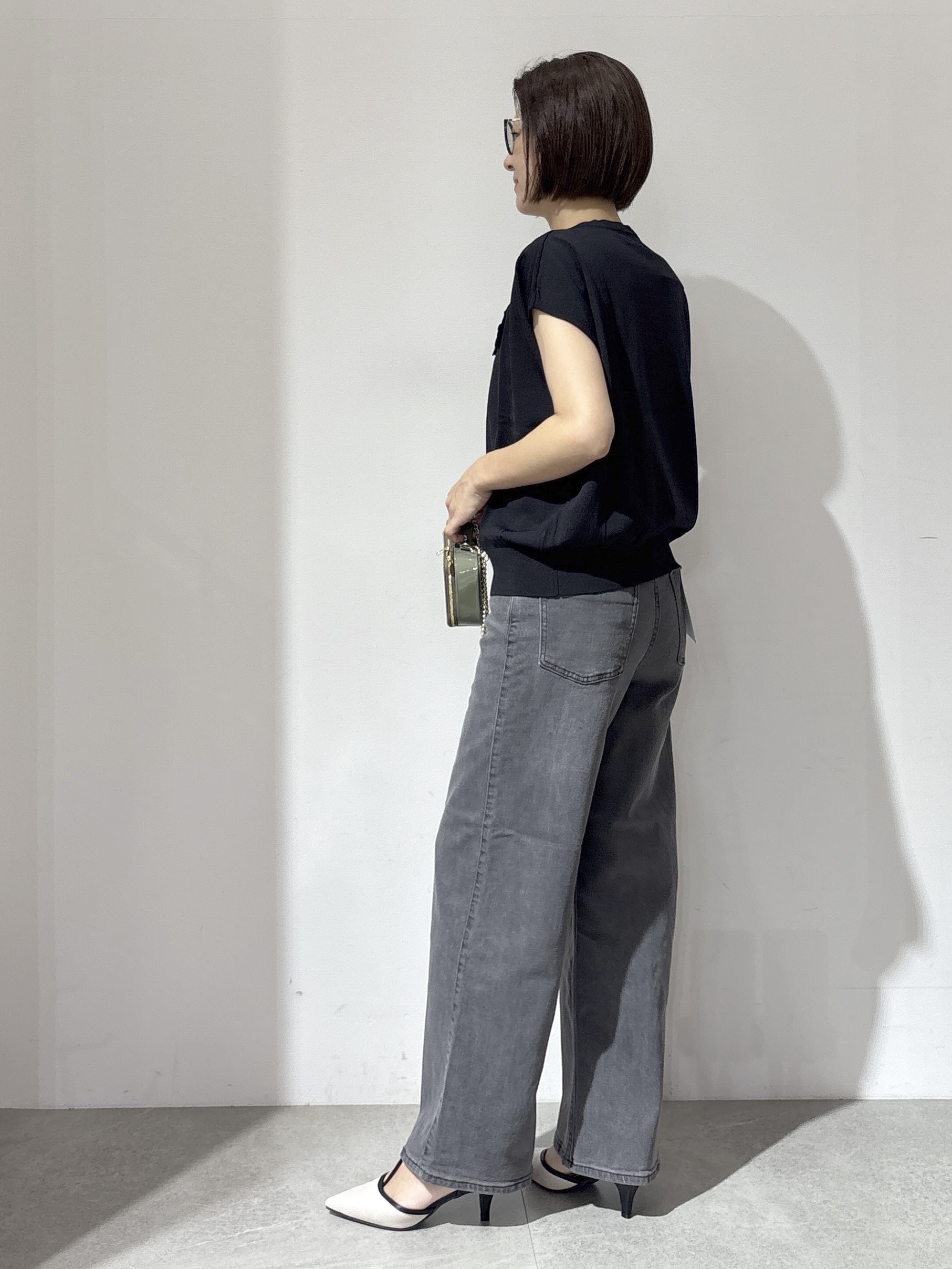 NAKAさんの「OPAQUE.CLIP｜【接触冷感／UV】フリルフレンチスリーブニット《洗濯機OK》」を使ったコーディネート