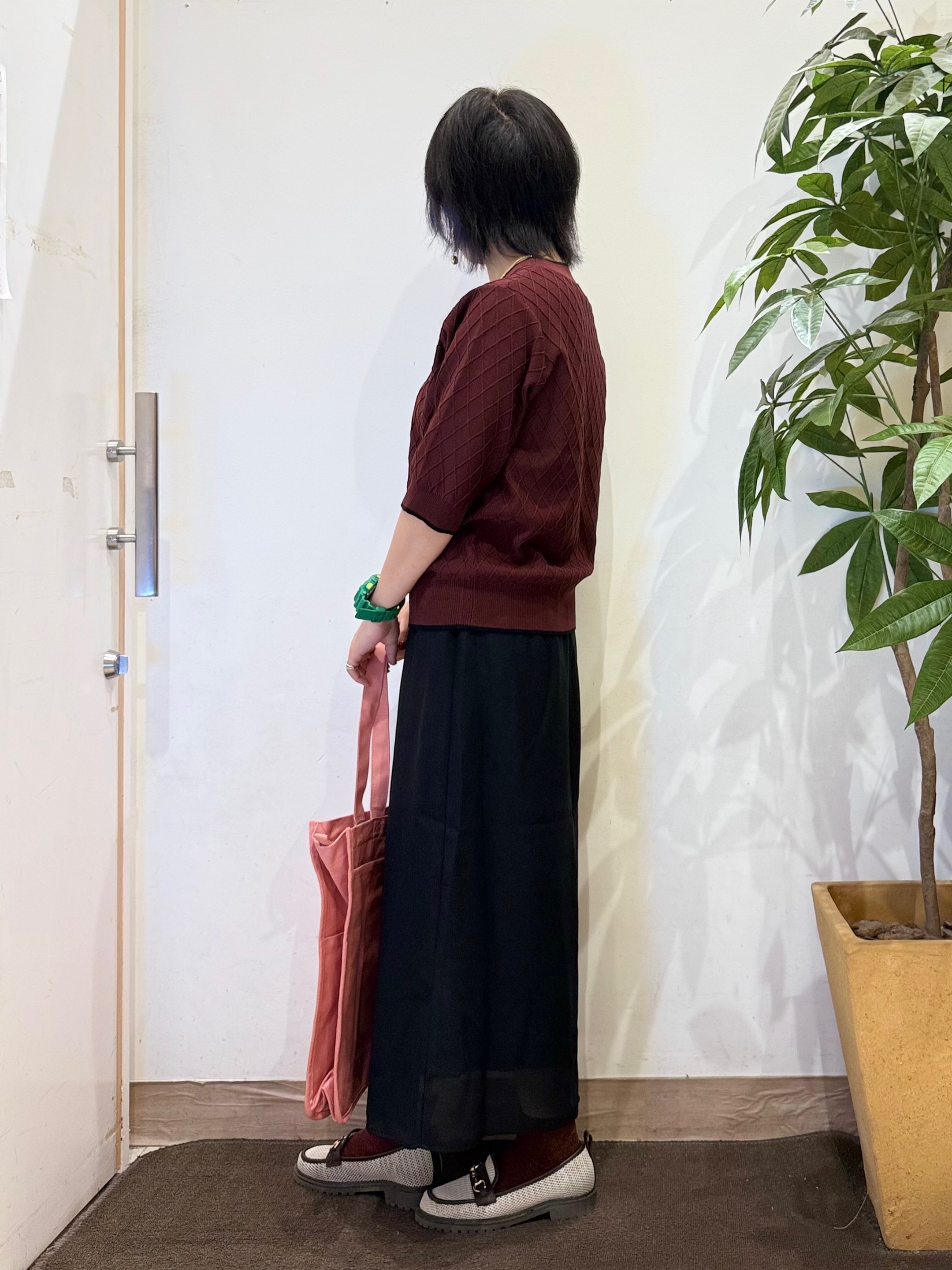 misakiさんの「SHOO･LA･RUE｜【毛玉になりにくい/S-LL】きれいですっきり二の腕カバー ダイヤ柄5分袖ニット」を使ったコーディネート
