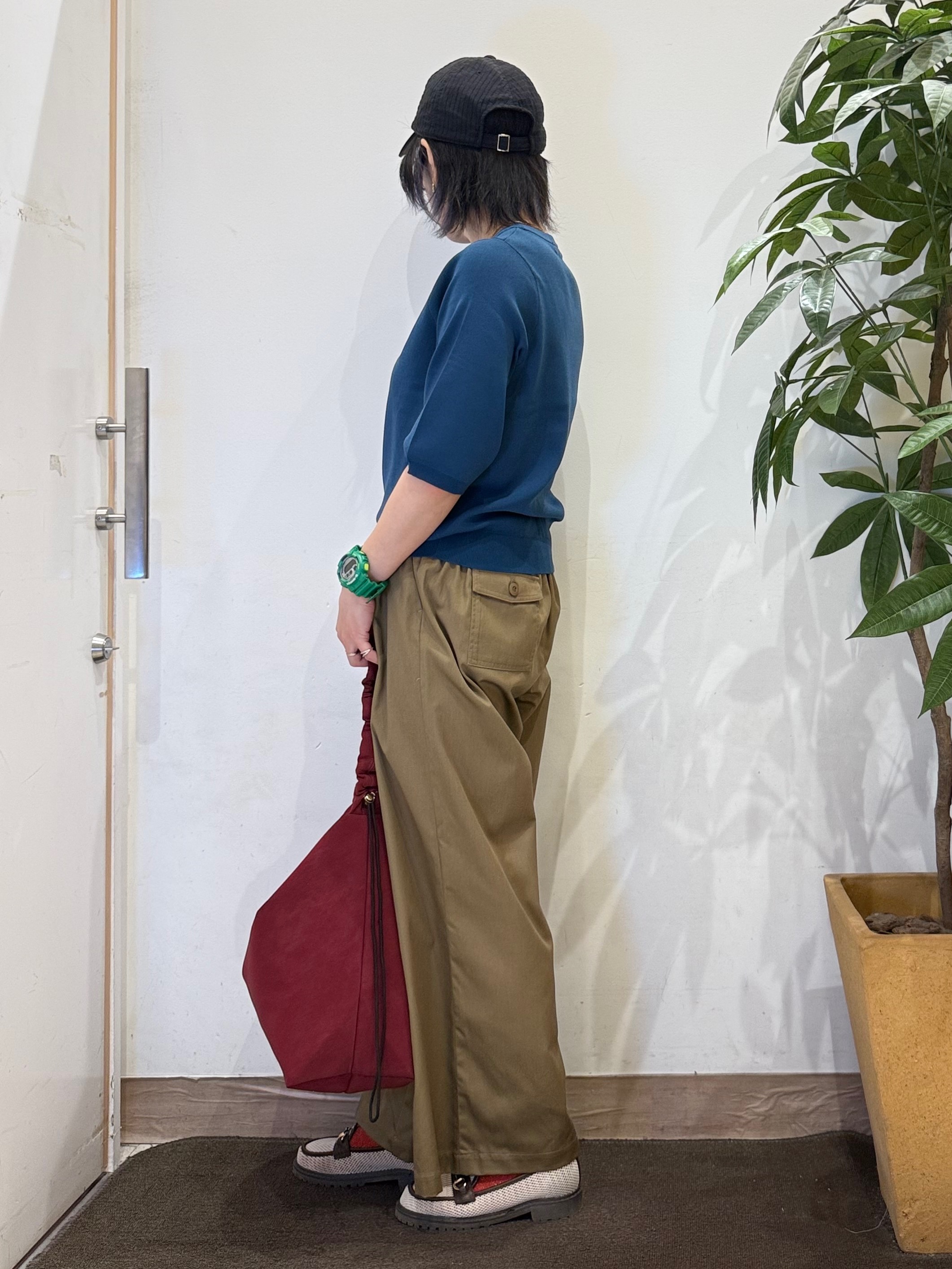 misakiさんの「SHOO･LA･RUE｜【ガンガン洗える/ひんやり/UV/毛玉になりにくい】上半身すっきり 二の腕見せない5分袖ニット」を使ったコーディネート