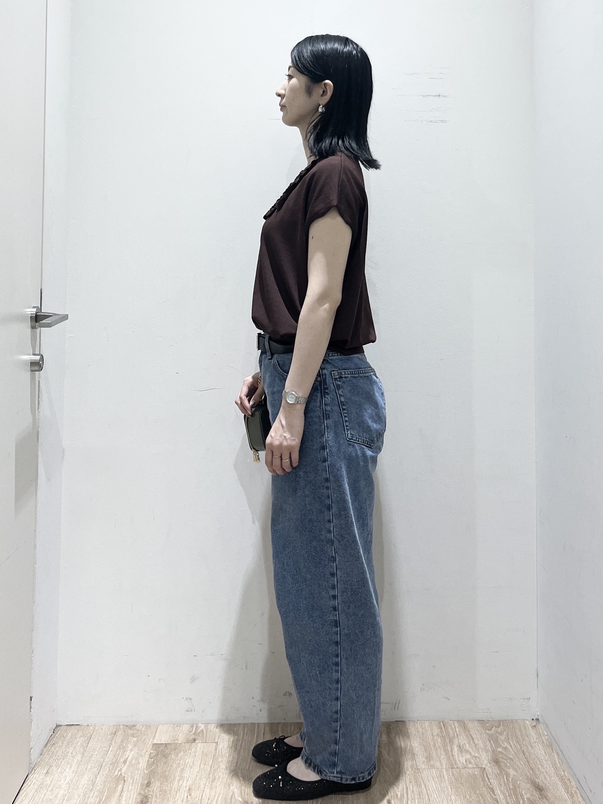 momokoさんの「OPAQUE.CLIP｜【接触冷感／UV】フリルフレンチスリーブニット《洗濯機OK》」を使ったコーディネート