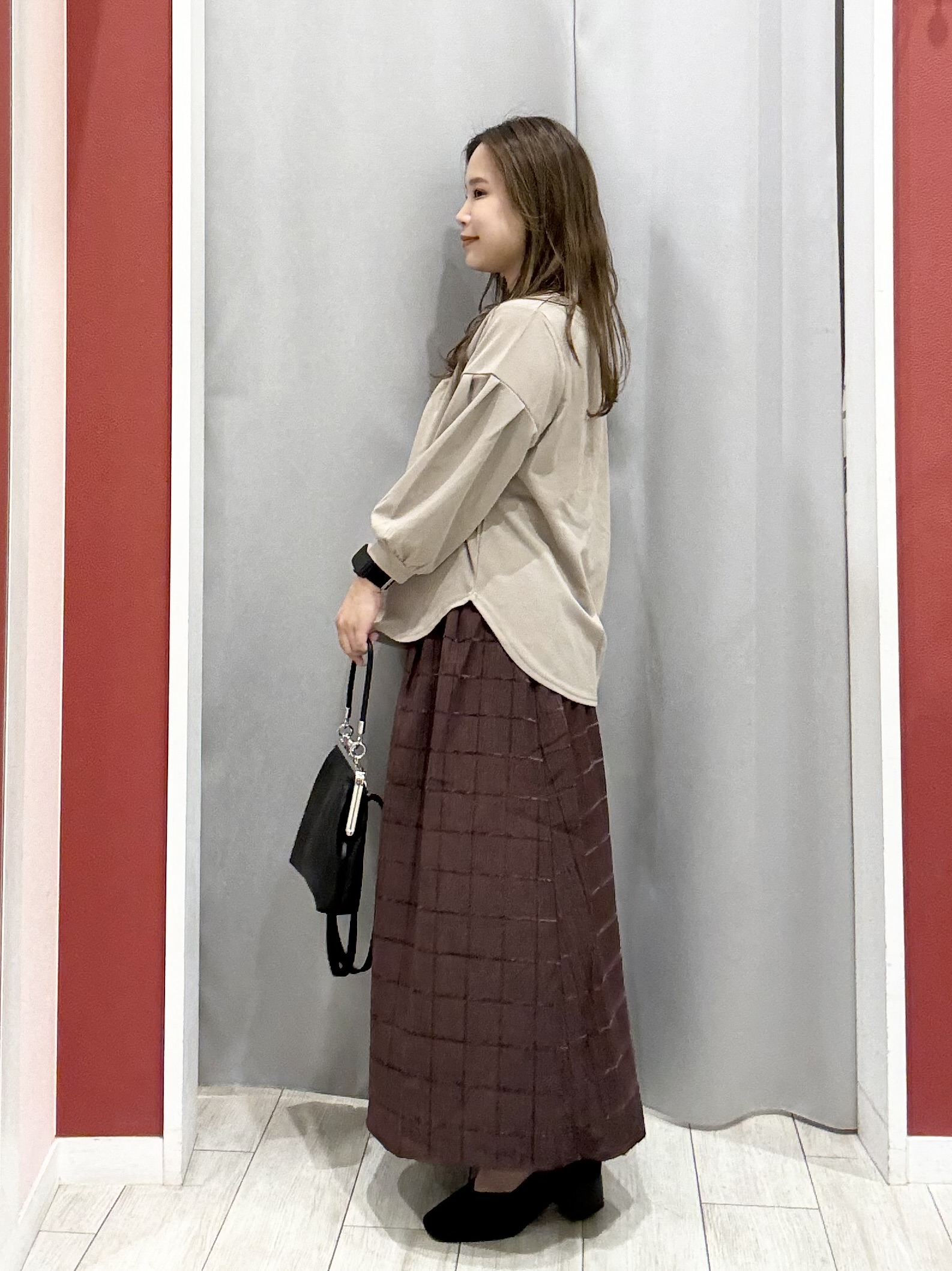 shioさんの「SHOO･LA･RUE｜【着丈選べる/2点セット】ネックレス付き やわらか8分袖ブラウス」を使ったコーディネート