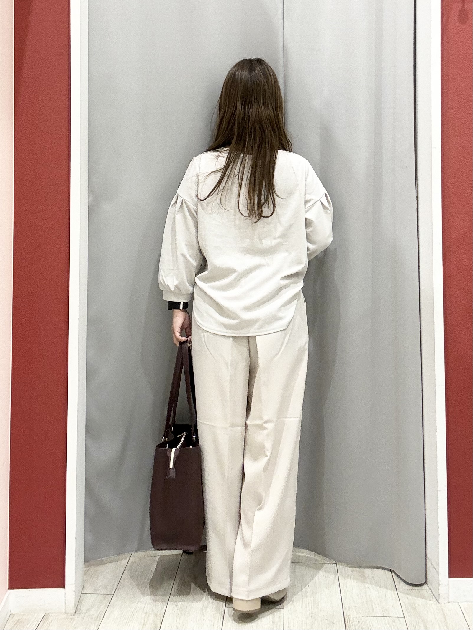 shioさんの「SHOO･LA･RUE｜【着丈選べる/2点セット】ネックレス付き やわらか8分袖ブラウス」を使ったコーディネート