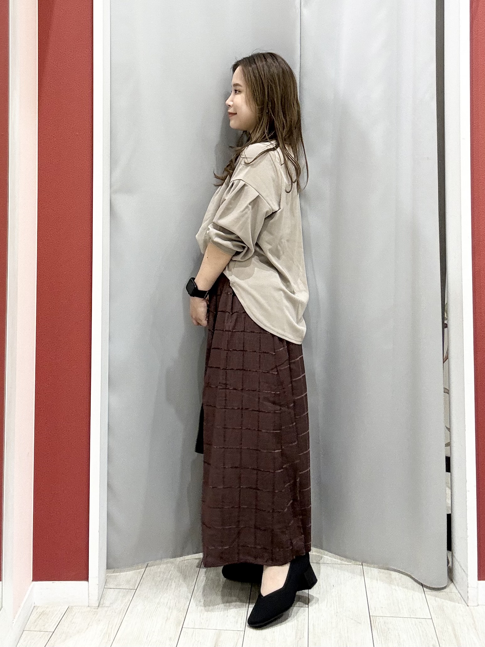 shioさんの「SHOO･LA･RUE｜【着丈選べる/2点セット】ネックレス付き やわらか8分袖ブラウス」を使ったコーディネート