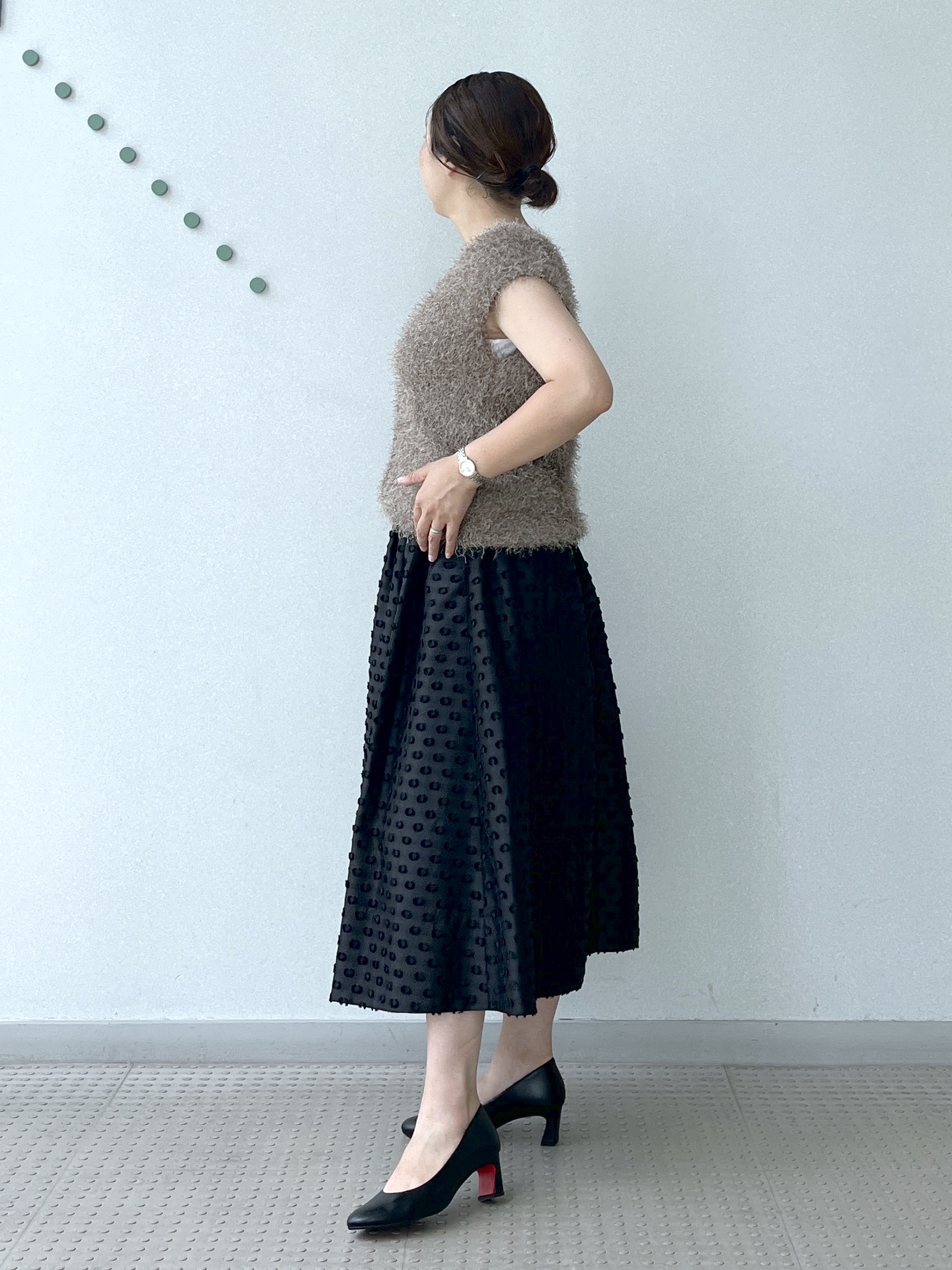 Soeさんの「DRESSTERIOR｜フェザーヤーン2WAYニットプルオーバー」を使ったコーディネート