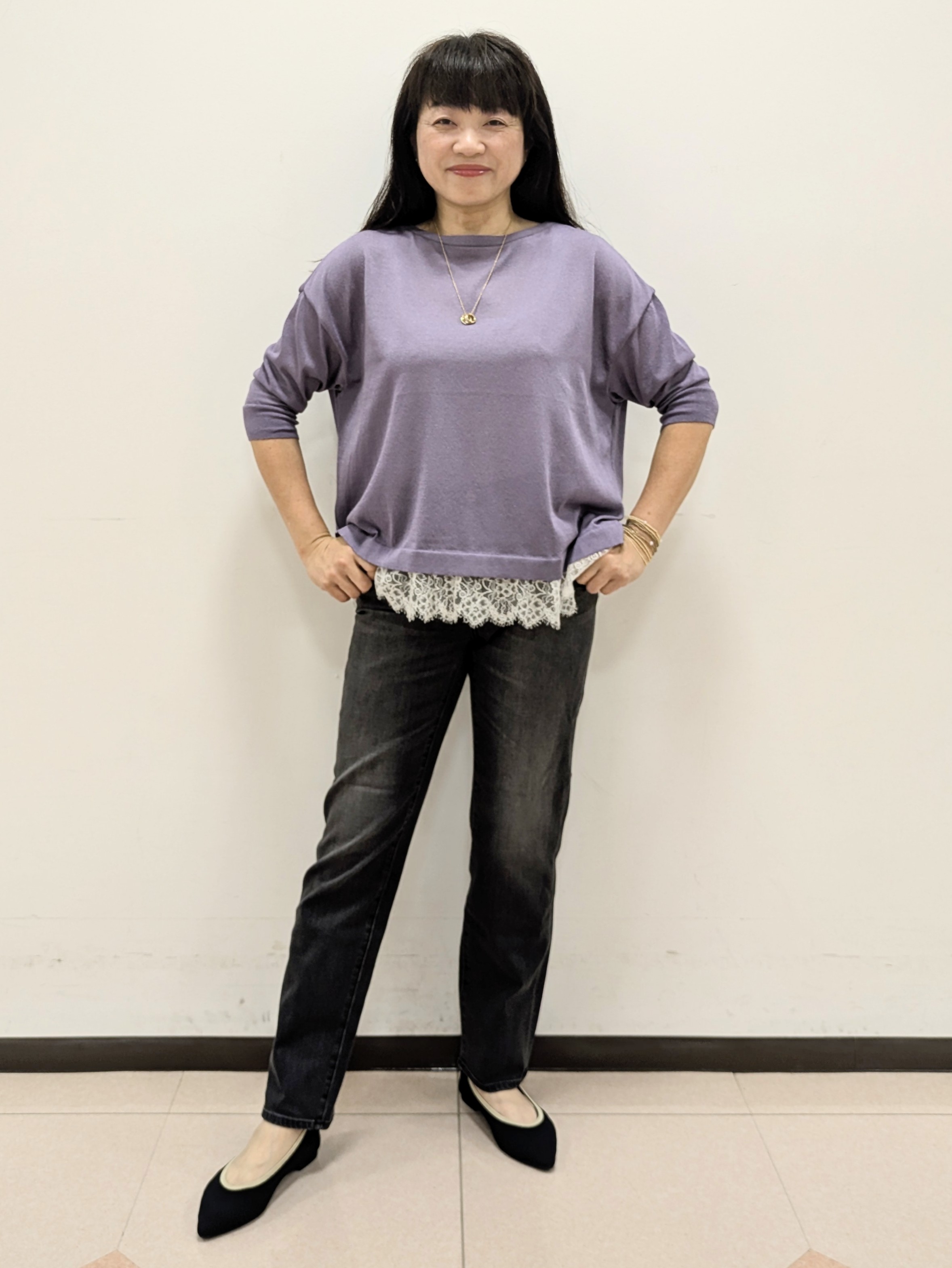 ともさんの「UNTITLED｜レースドッキングニットプルオーバー」を使ったコーディネート