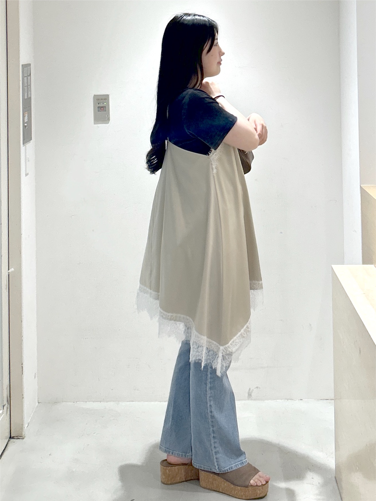 sayaさんの「OPAQUE.CLIP｜フロッキーチュールカットソー【洗濯機OK】」を使ったコーディネート