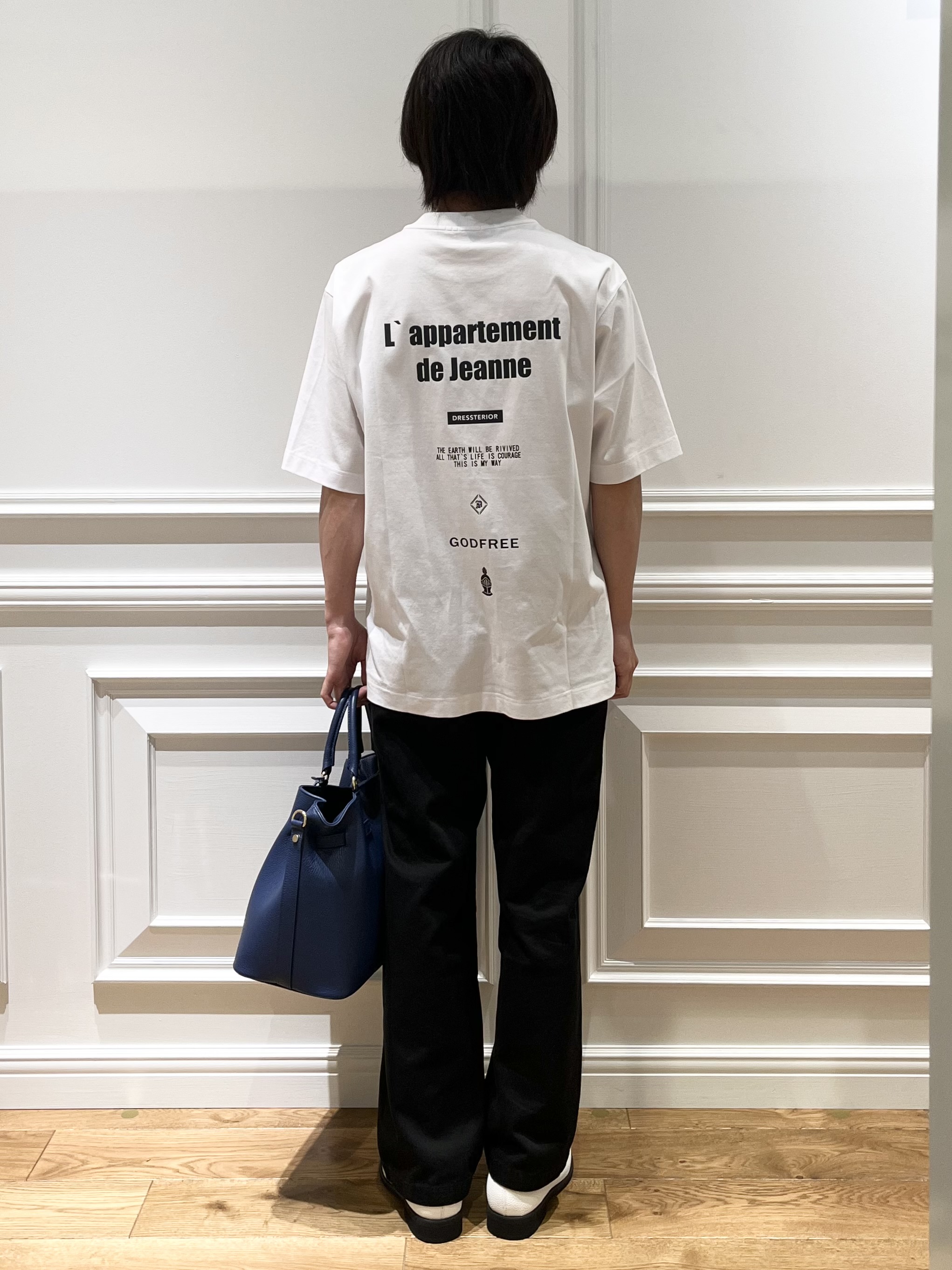 Watanabeさんの「DRESSTERIOR｜【接触冷感／UVカット／抗菌防臭／しわ防止】クールデオドラント ロゴTシャツ」を使ったコーディネート