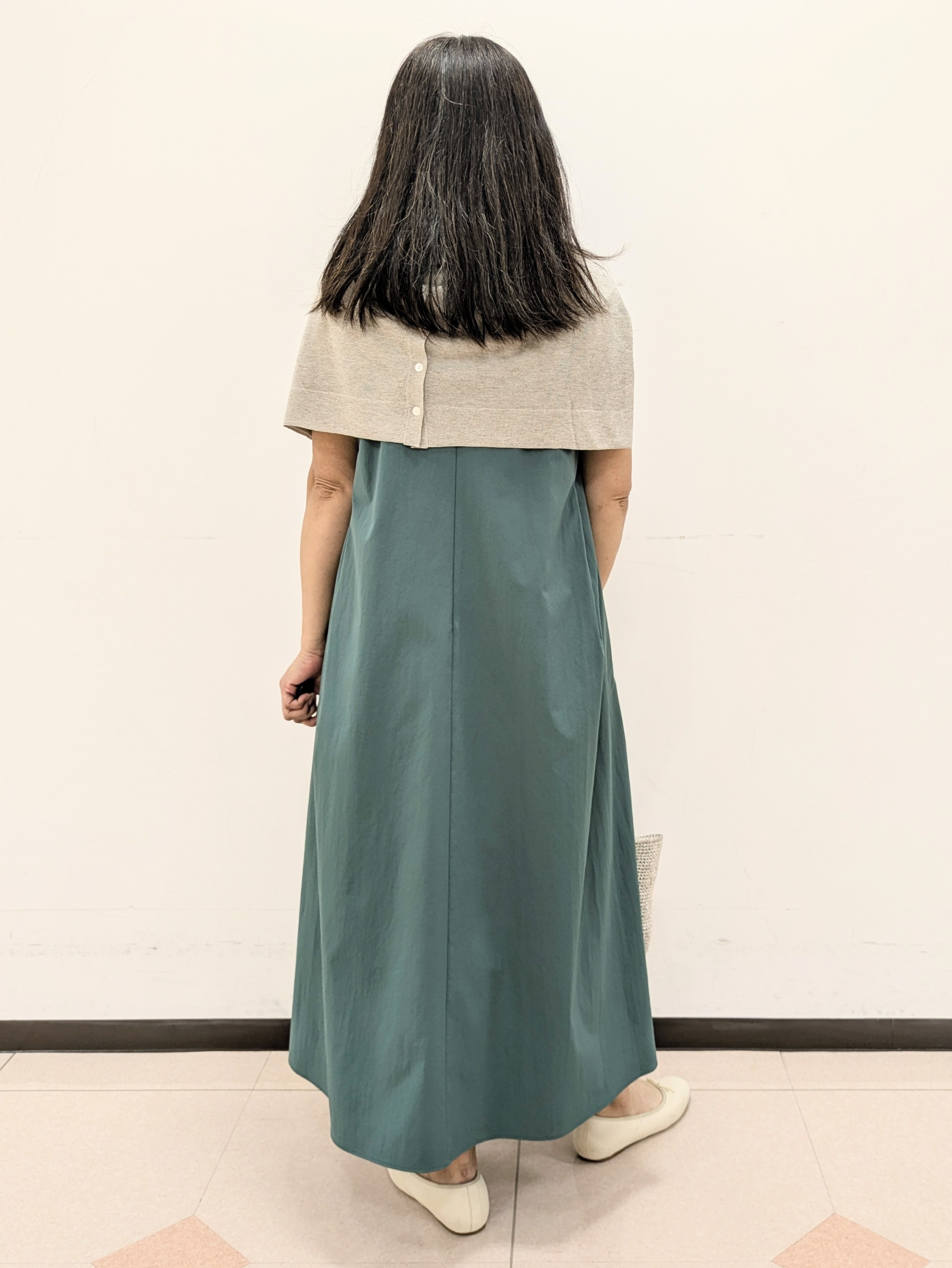ともさんの「UNTITLED｜【アンサンブル可】前後2WAYカーディガン」を使ったコーディネート