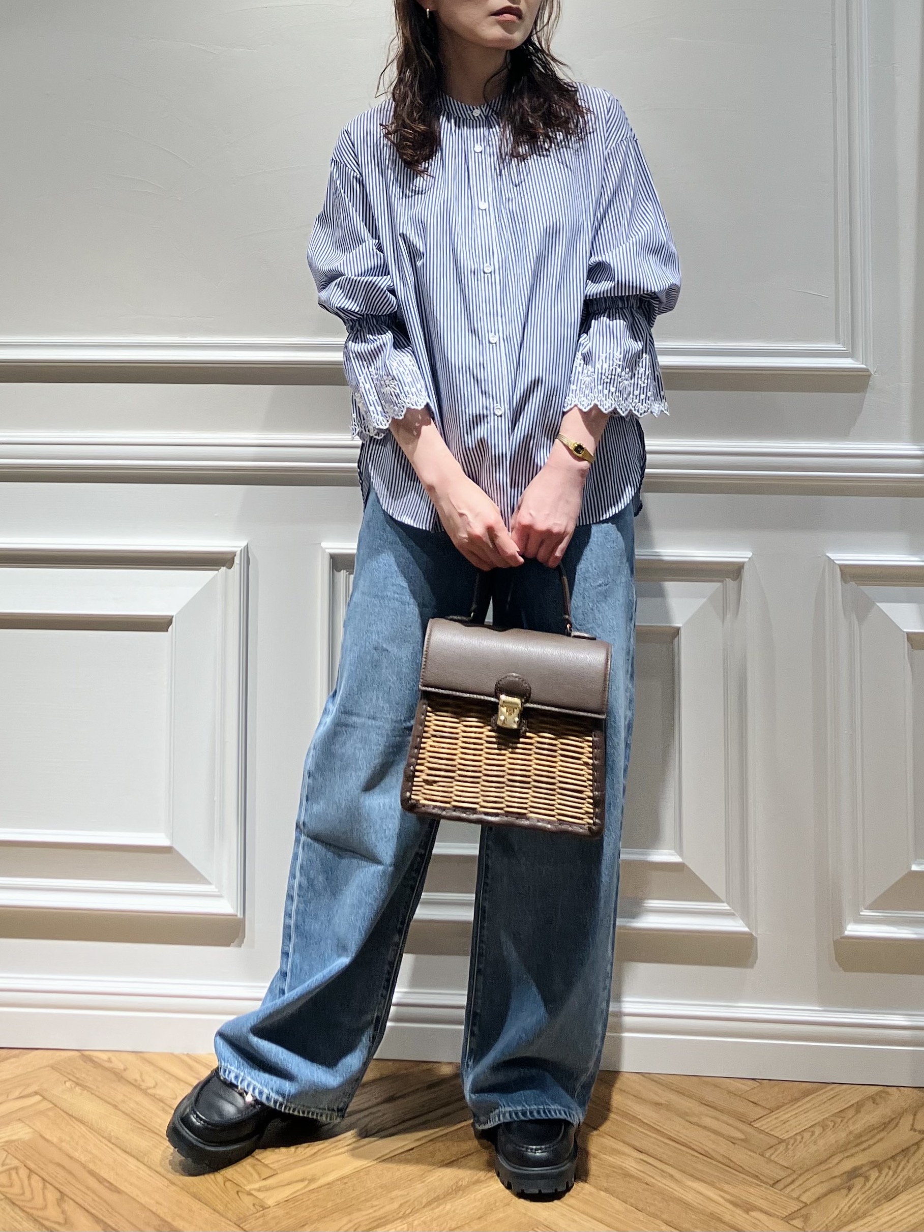 TSUKUIさんの「DRESSTERIOR｜エンブロイダリースリーブ ブラウス」を使ったコーディネート
