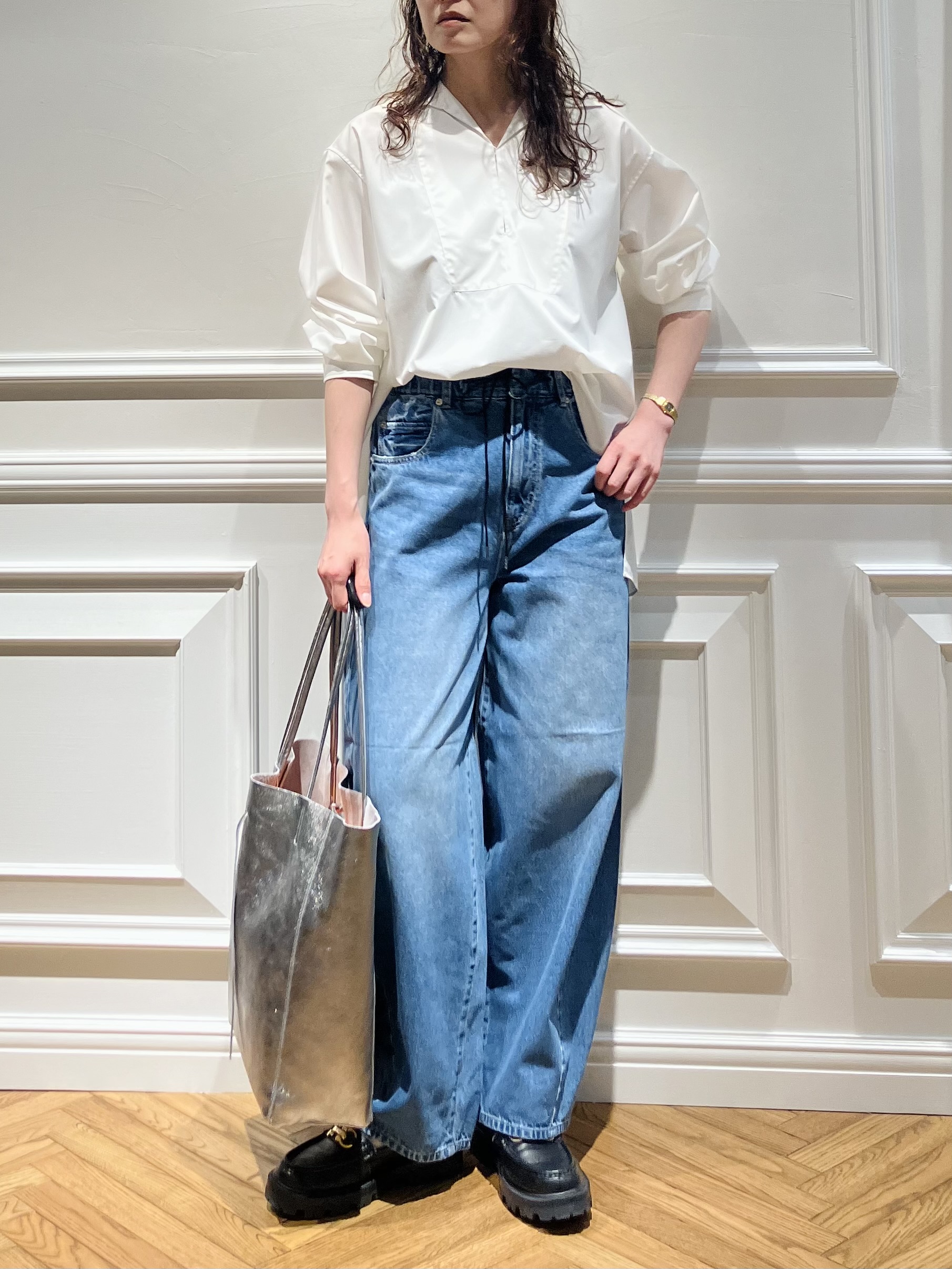 TSUKUIさんの「DRESSTERIOR｜【接触冷感/UVカット/着回し】スキッパーブラウス」を使ったコーディネート