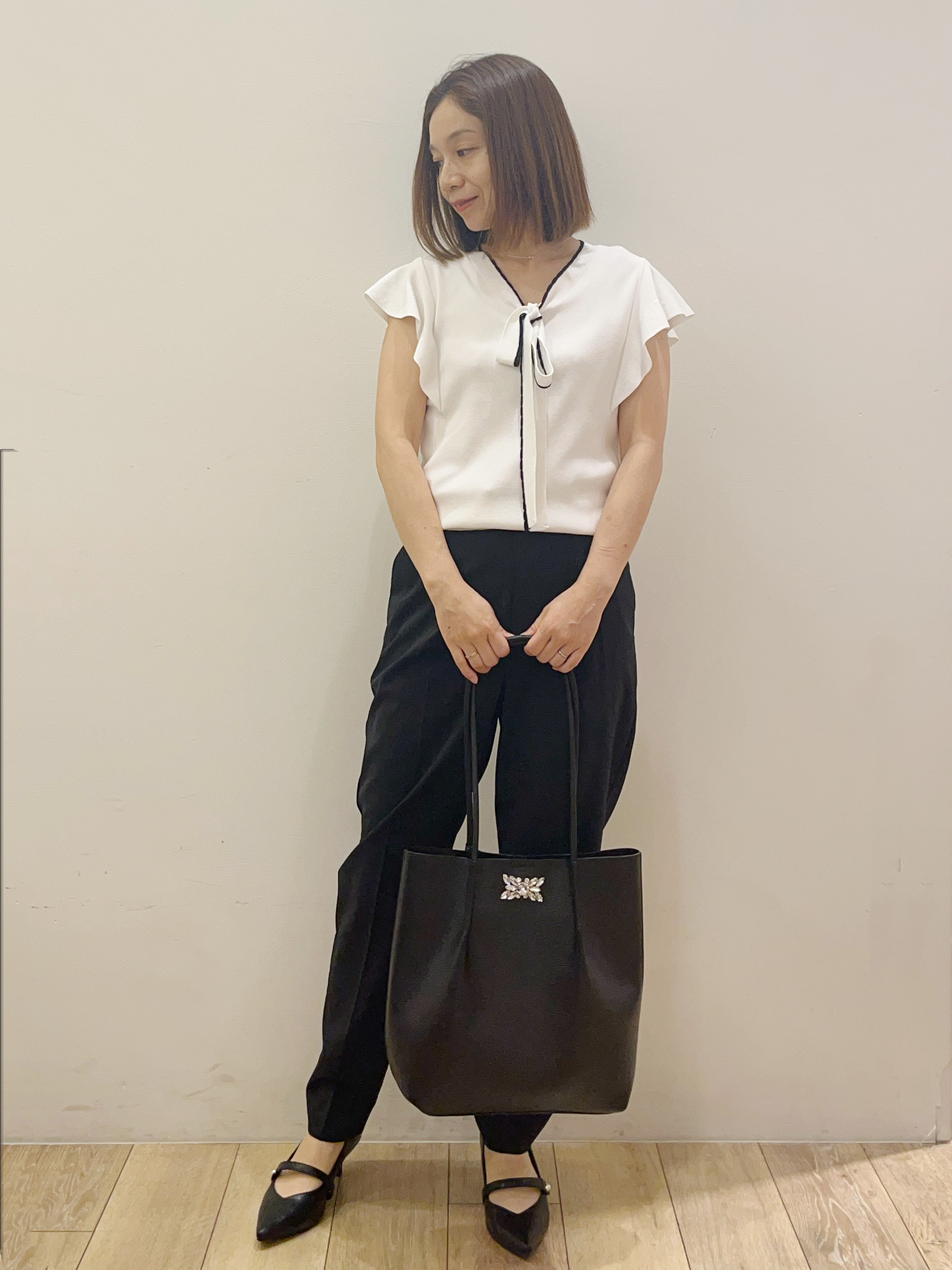 kcさんの「OPAQUE.CLIP｜【UVケア／接触冷感】バイカラーボウタイフリルトップス《洗濯機OK》」を使ったコーディネート