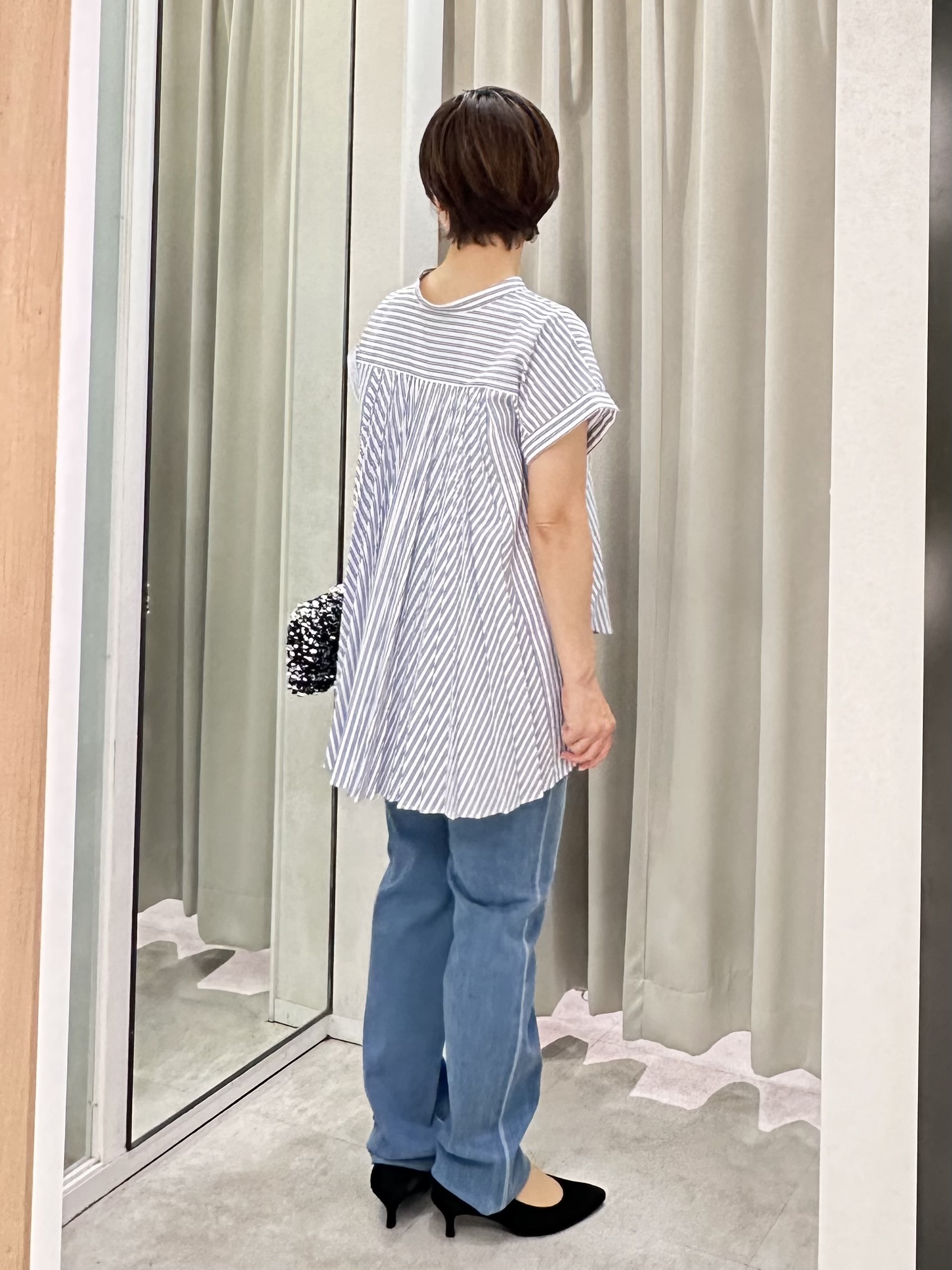 みなこさんの「UNTITLED｜【吸水速乾/接触冷感】バックプリーツデザインブラウス」を使ったコーディネート