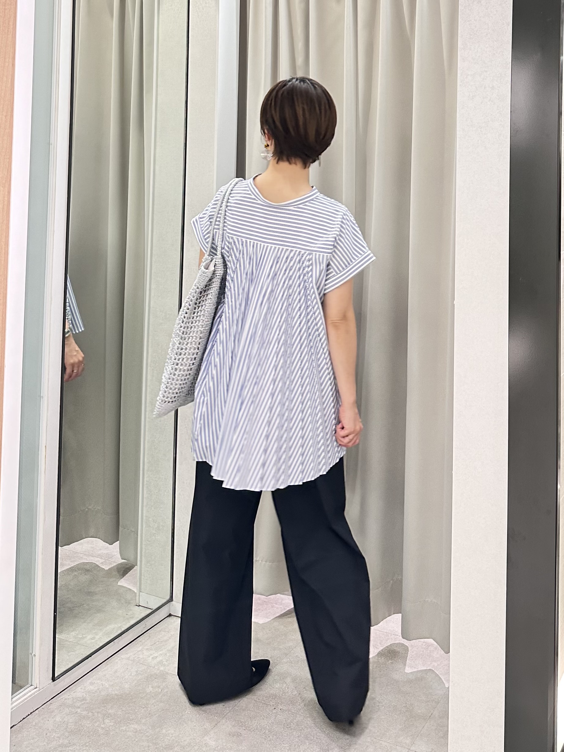 みなこさんの「UNTITLED｜【吸水速乾/接触冷感】バックプリーツデザインブラウス」を使ったコーディネート