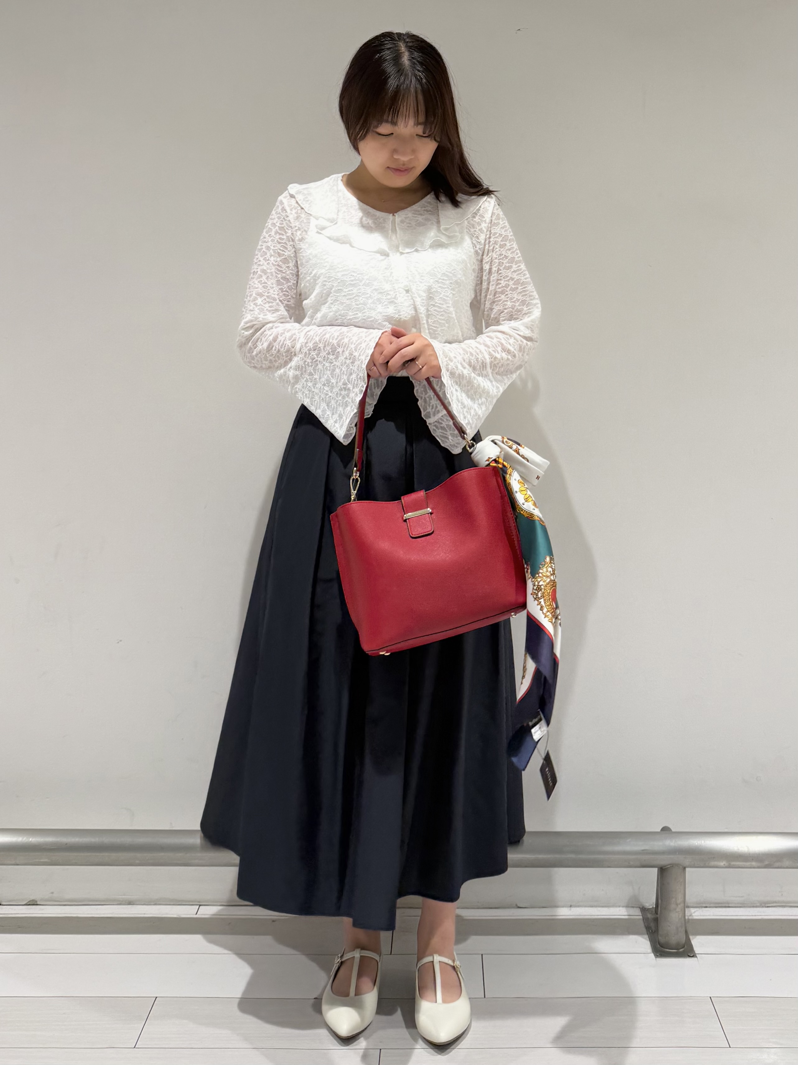 Azusaさんの「Reflect｜【洗える】フリルレースブラウス」を使ったコーディネート