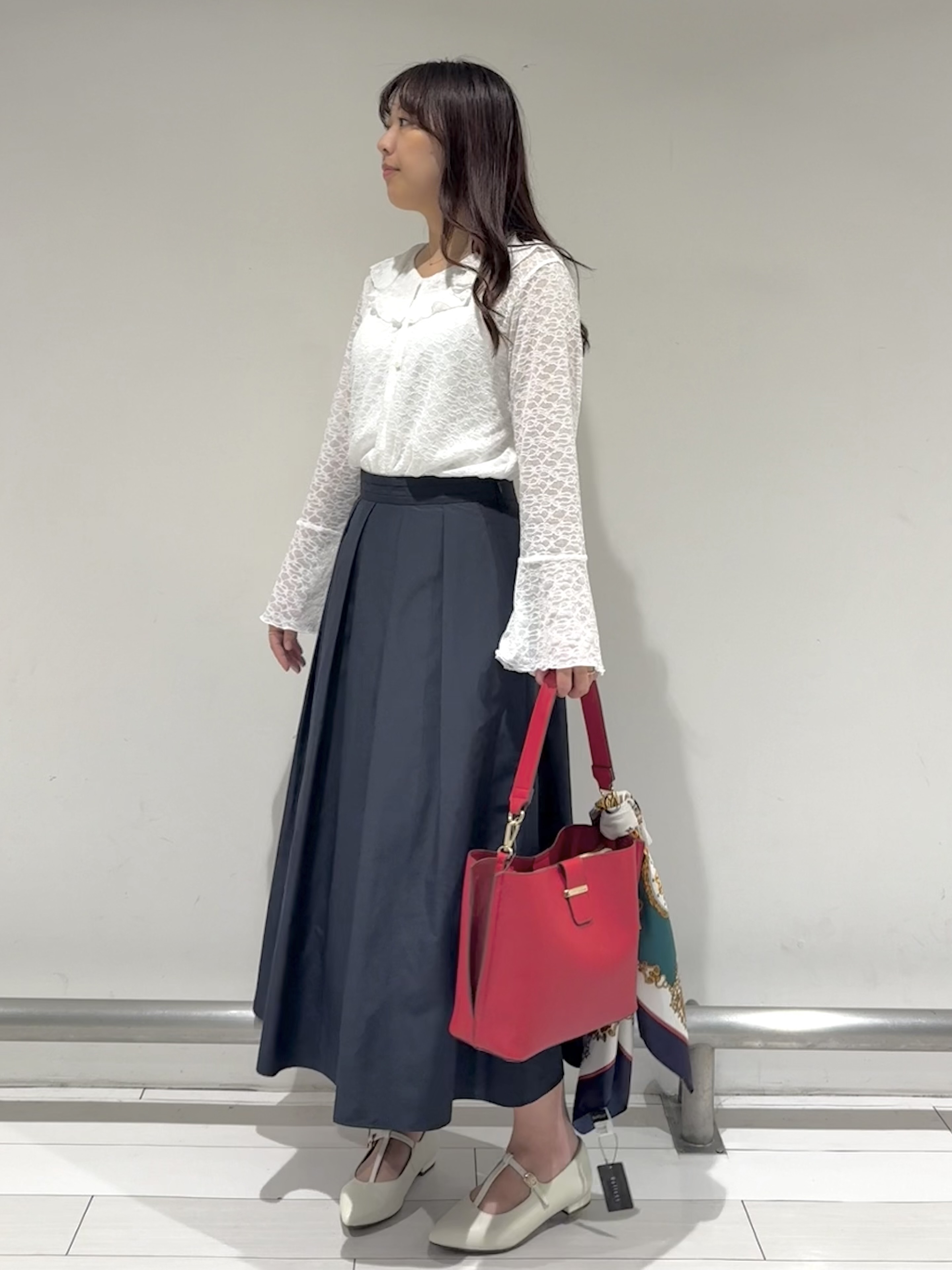 Azusaさんの「Reflect｜【洗える】フリルレースブラウス」を使ったコーディネート