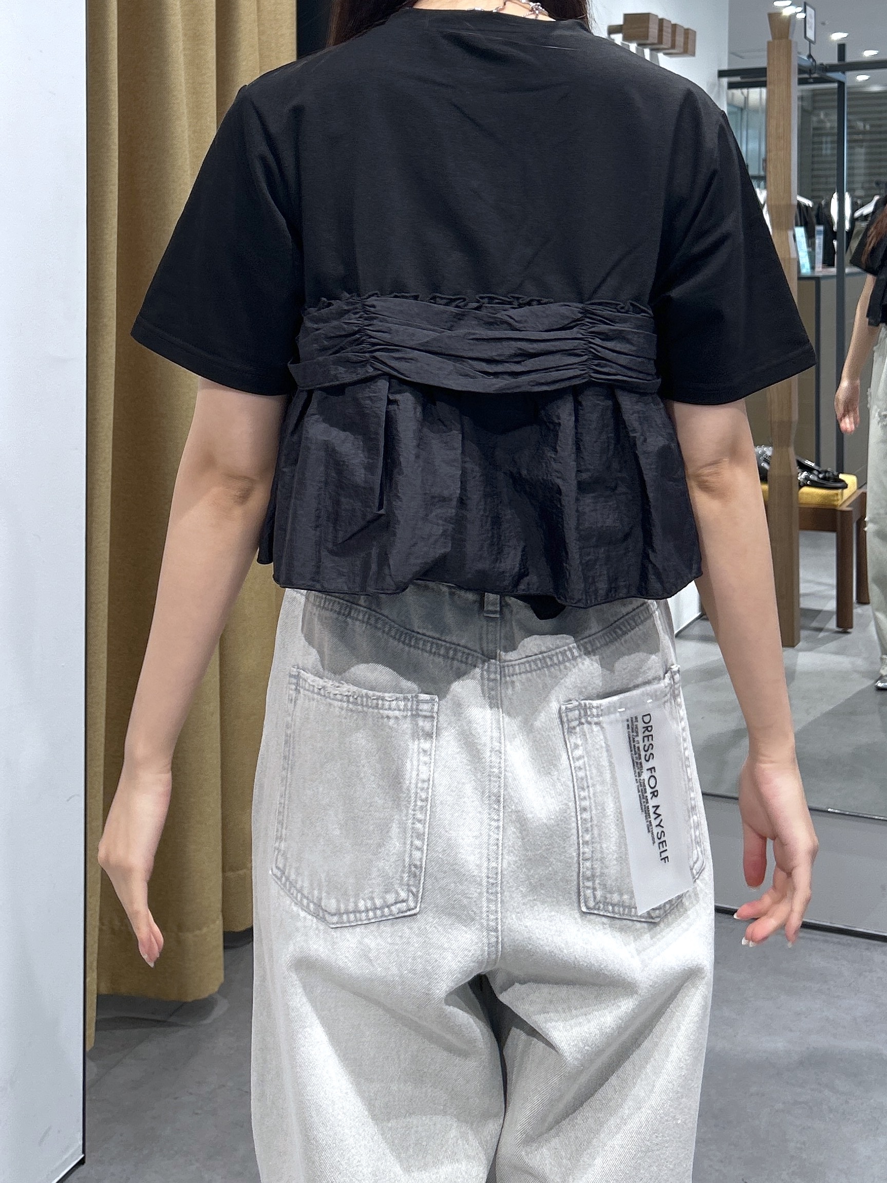 Renoさんの「INDIVI｜ツイストドッキングTシャツ」を使ったコーディネート