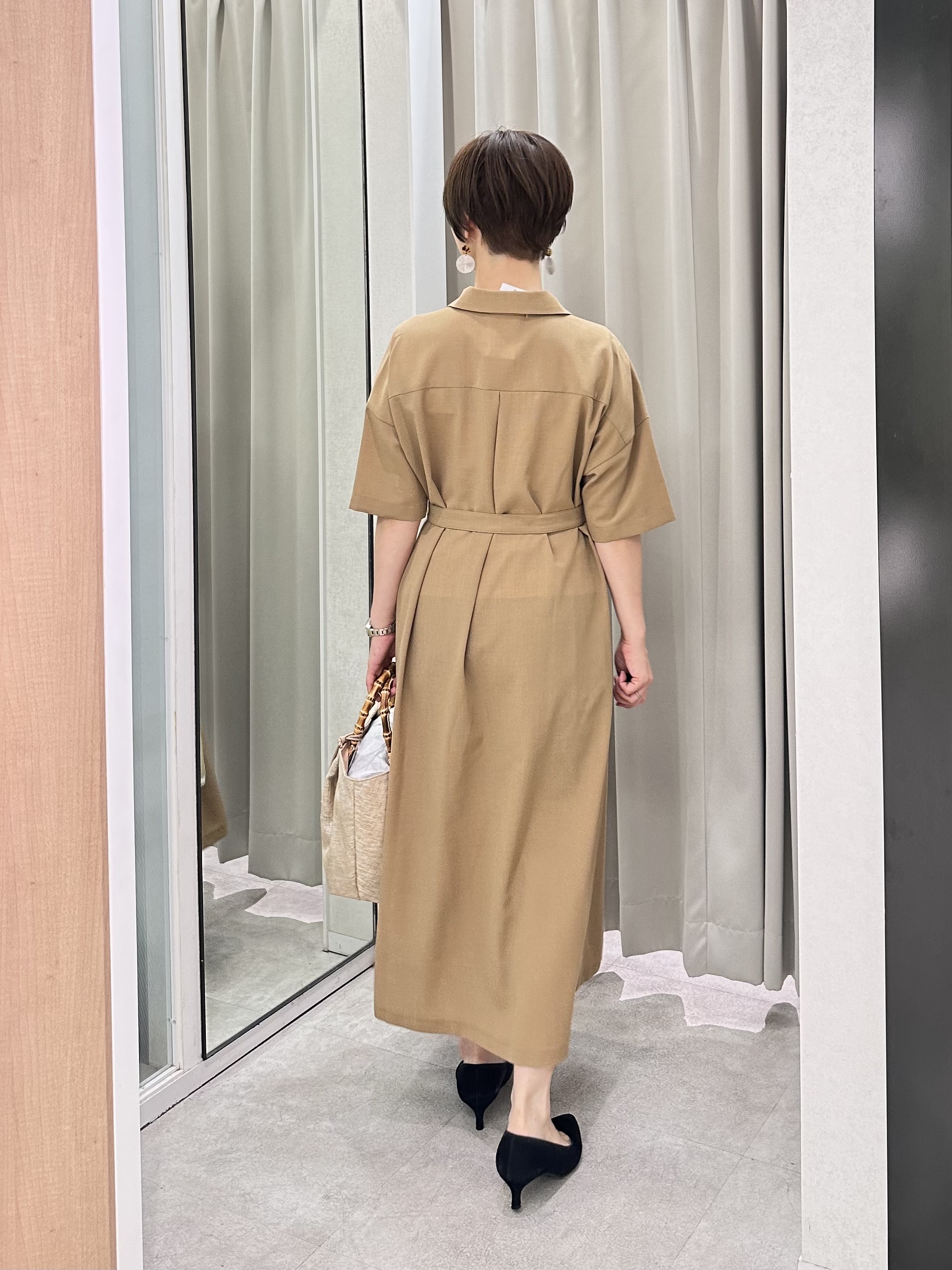 みなこさんの「UNTITLED｜【セットアップ可/UVカット/接触冷感】エアリークールドロストシャツ」を使ったコーディネート