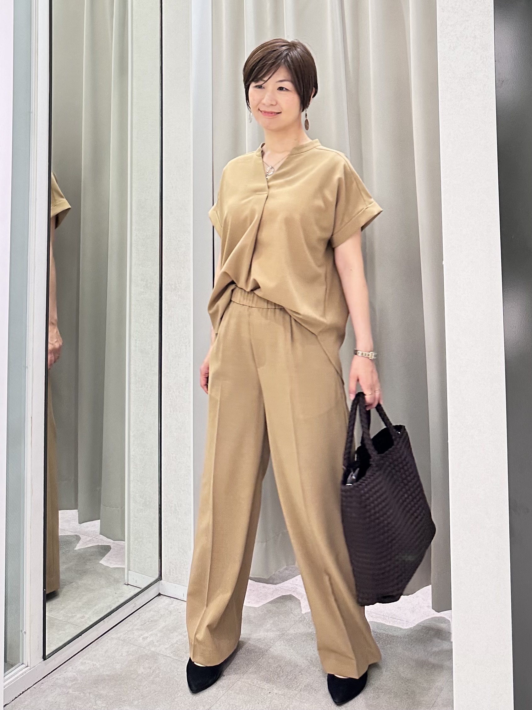 みなこさんの「UNTITLED｜【セットアップ可/UVカット/接触冷感】エアリークールドロストシャツ」を使ったコーディネート