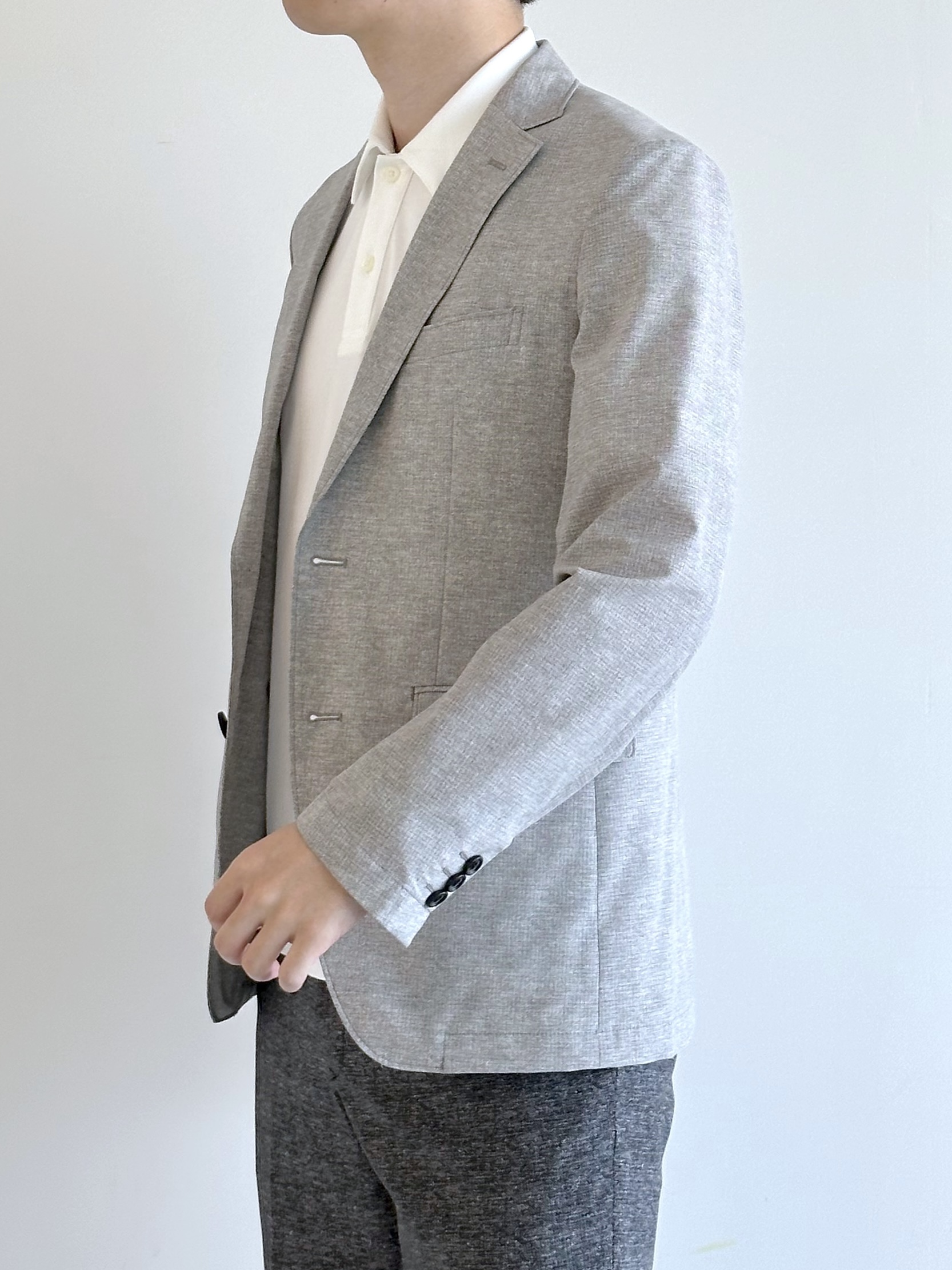 イッシーさんの「TAKEO KIKUCHI｜【抗菌防臭】COOL DOTS（R）ドビープリント ジャケット」を使ったコーディネート