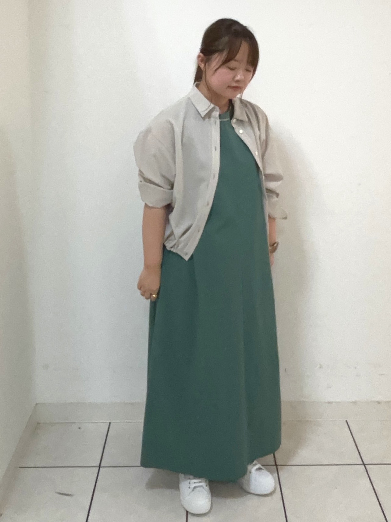 タマさんの「UNTITLED｜【接触冷感/UVカット/吸水速乾】Aラインロングワンピース」を使ったコーディネート